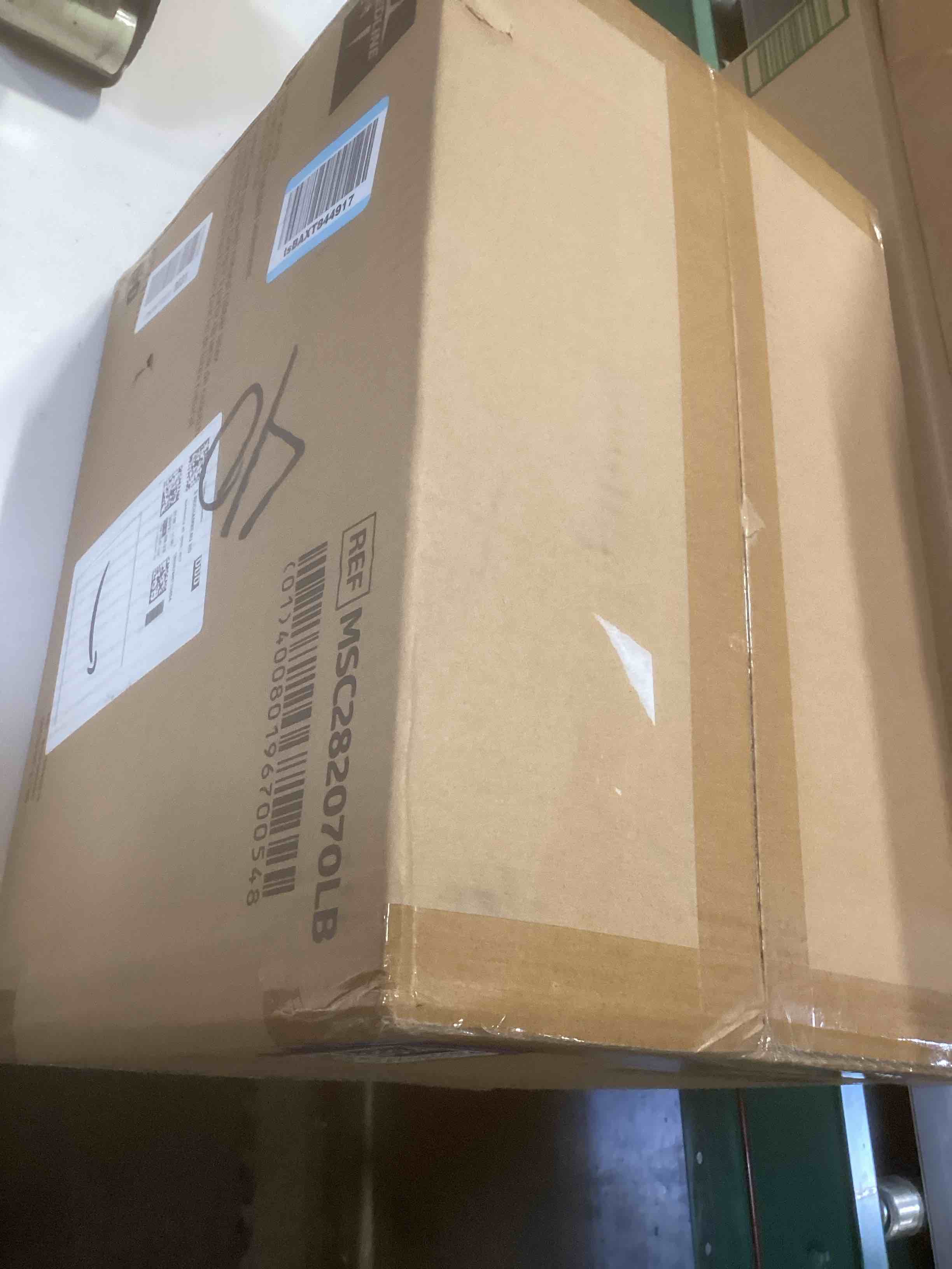 Condition photo showing New/Like New for Medline Super Absorbent Underpad, 36" x 36", 50 Count, Extra Large Disposable Incontinence Pads, Protective Bed Pads, Chucks, For Kids, Adults, Elderly, Furniture & Surface Protection Pee Pad 36 inches x 36 inches