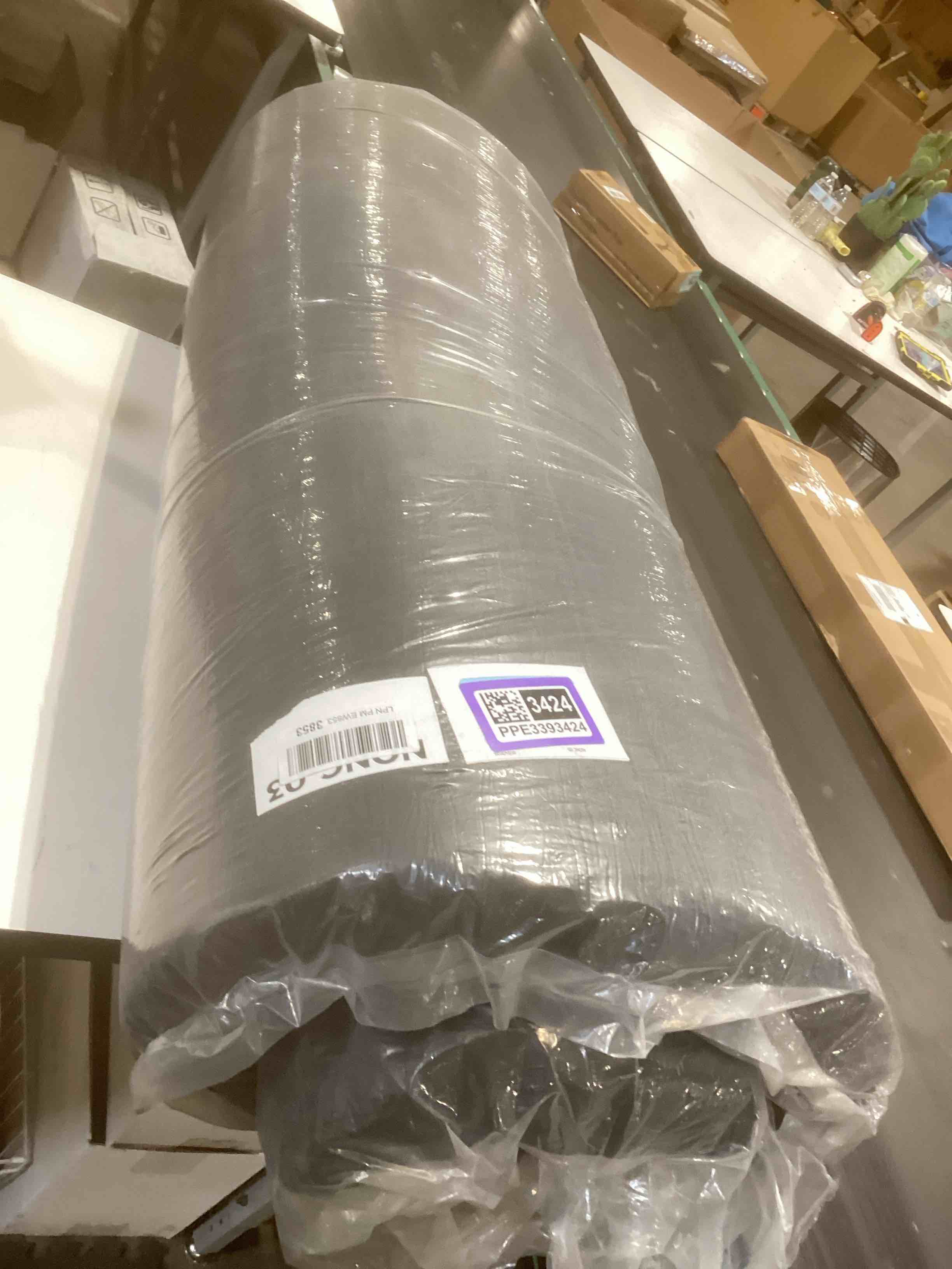 Condition photo showing Good Condition for Japanese Floor Mattress, 100% High Density Comfortable Foam, 4" Thicken Foldable Mattress Tatami Mat Sleeping Pad, Ideal for Comfort and Support, Kids Floor Lounger Pillow Bed Sofa, Black, Twin Black Twin( 80 x 39 )