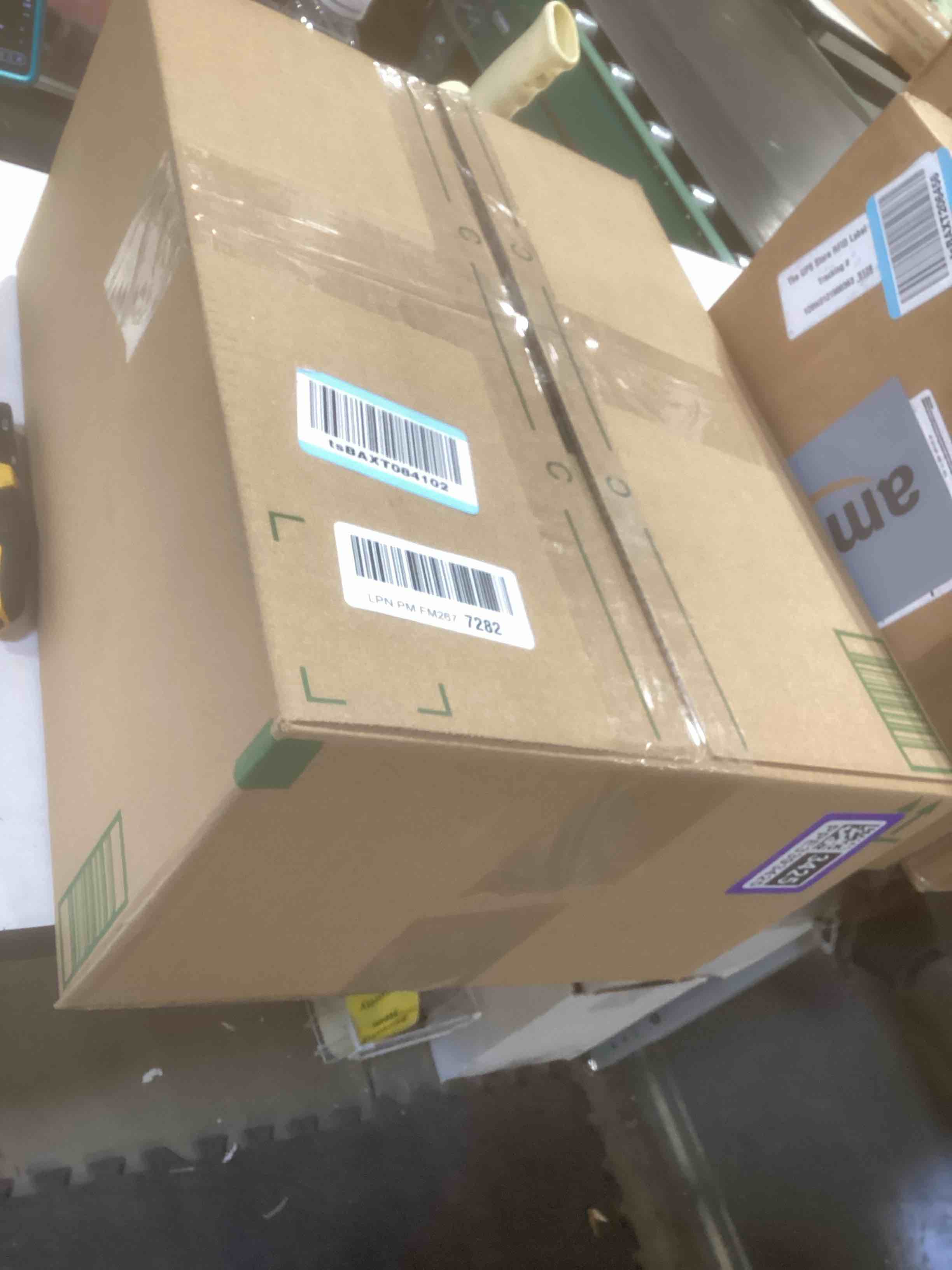 Condition photo showing As Is for 100 Colors Alcohol Markers Set, Dual Tips Blender Art Markers for Drawing, Permanent Sketch Marker for Kids adult coloring, Alcohol Based Marker, Adults Coloring and Artist Illustration.