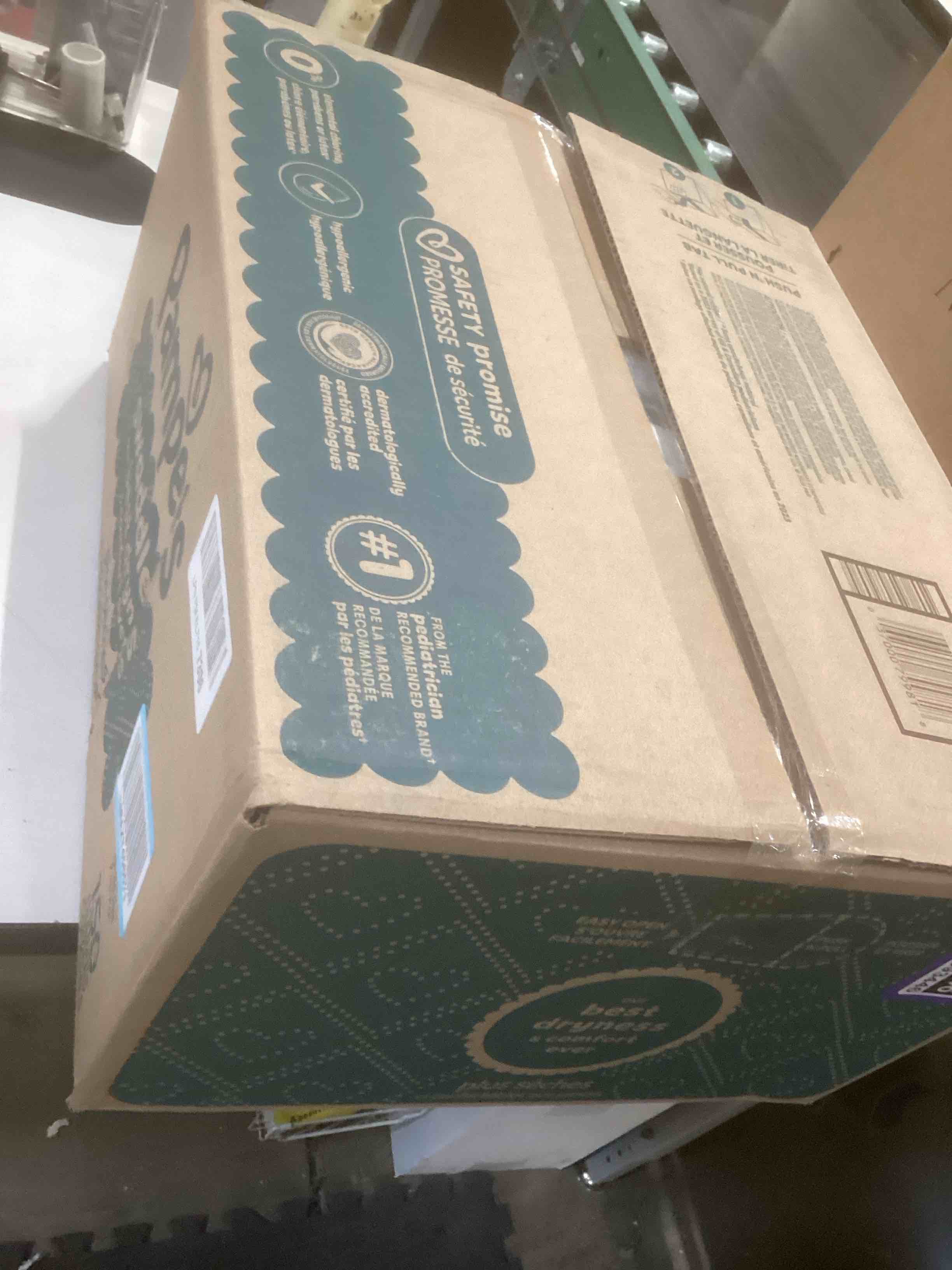 Condition photo showing New/Like New for Pampers Swaddlers Diapers Size 4 150 Count (Select for More Options)