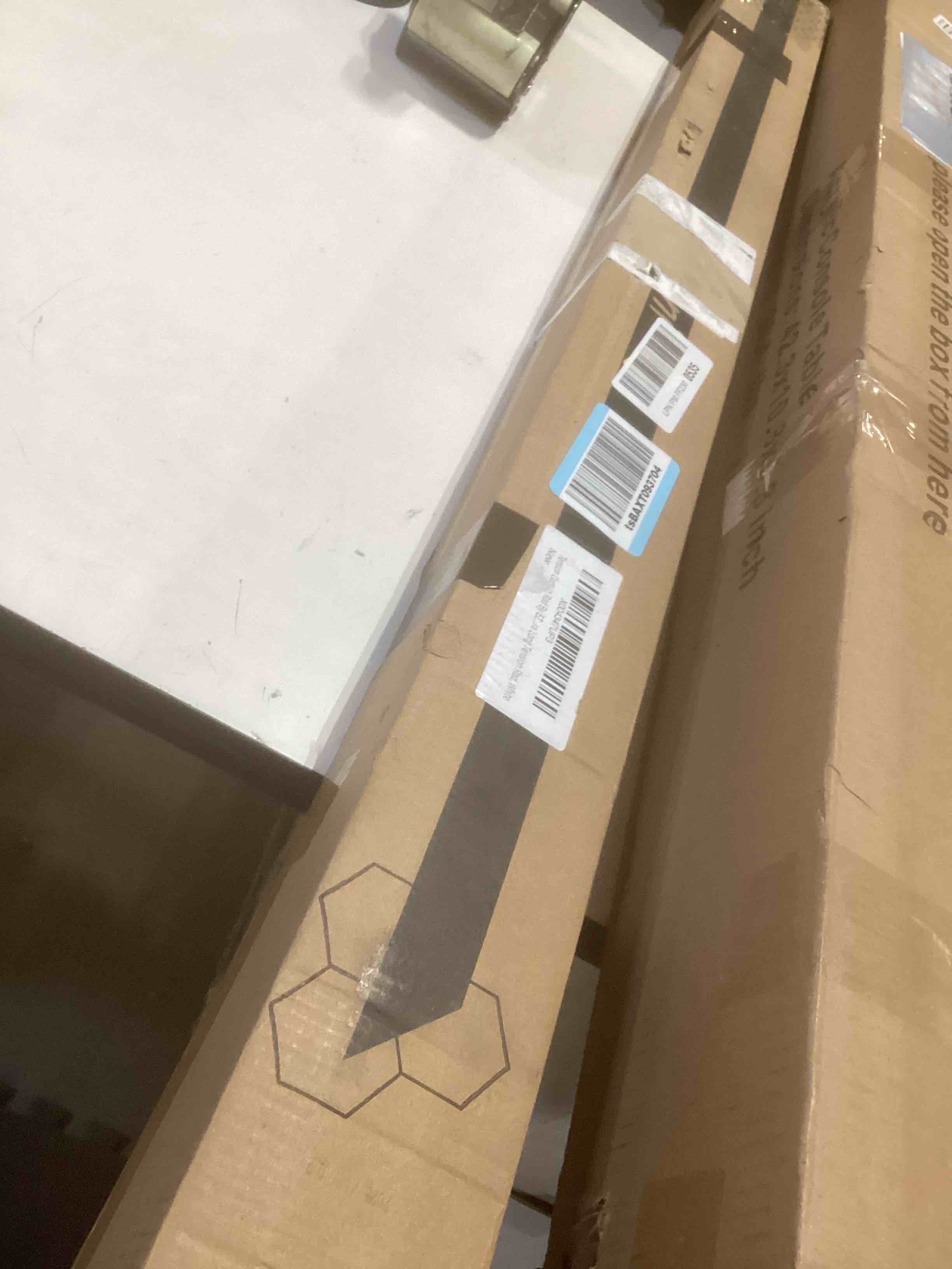 Condition photo showing Good Condition for Tension Curtain Rod By EZFurni,123-160 Inches, Heavy Duty Tension Rod,Adjustable Curtain Rods No Drilling & Easy Assemble Extra Long Tension Rod, White White 123-160 inch 1Set