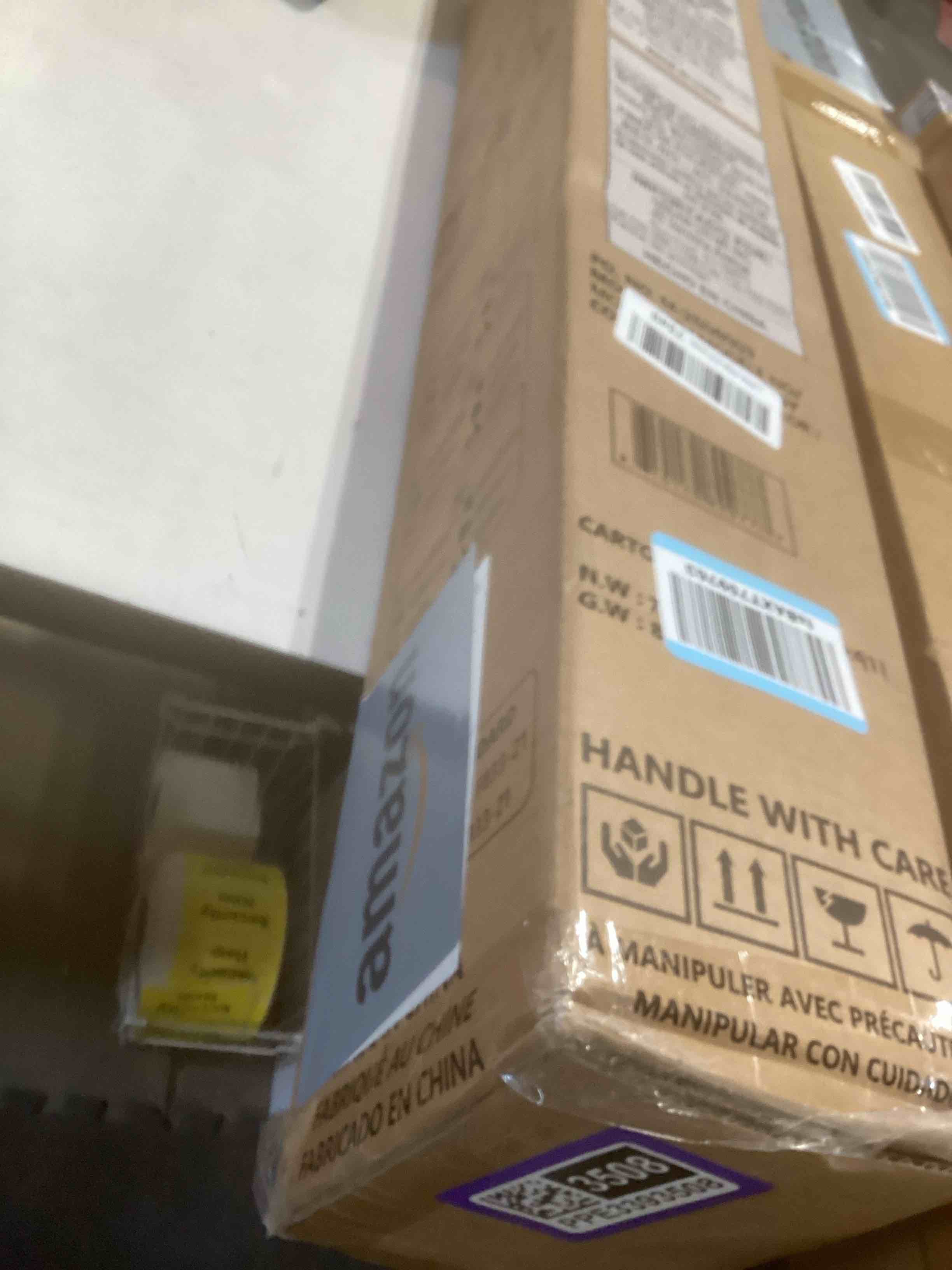 Condition photo showing Good Condition for Dream On Me Aero Travel Umbrella Stroller, One-Hand Quick Fold, 3-Point Safety Harness, Dual Brakes, Adjustable Removable Canopy, Lightweight Compact & Space-Saving for Infants and Toddlers – Grey Gray