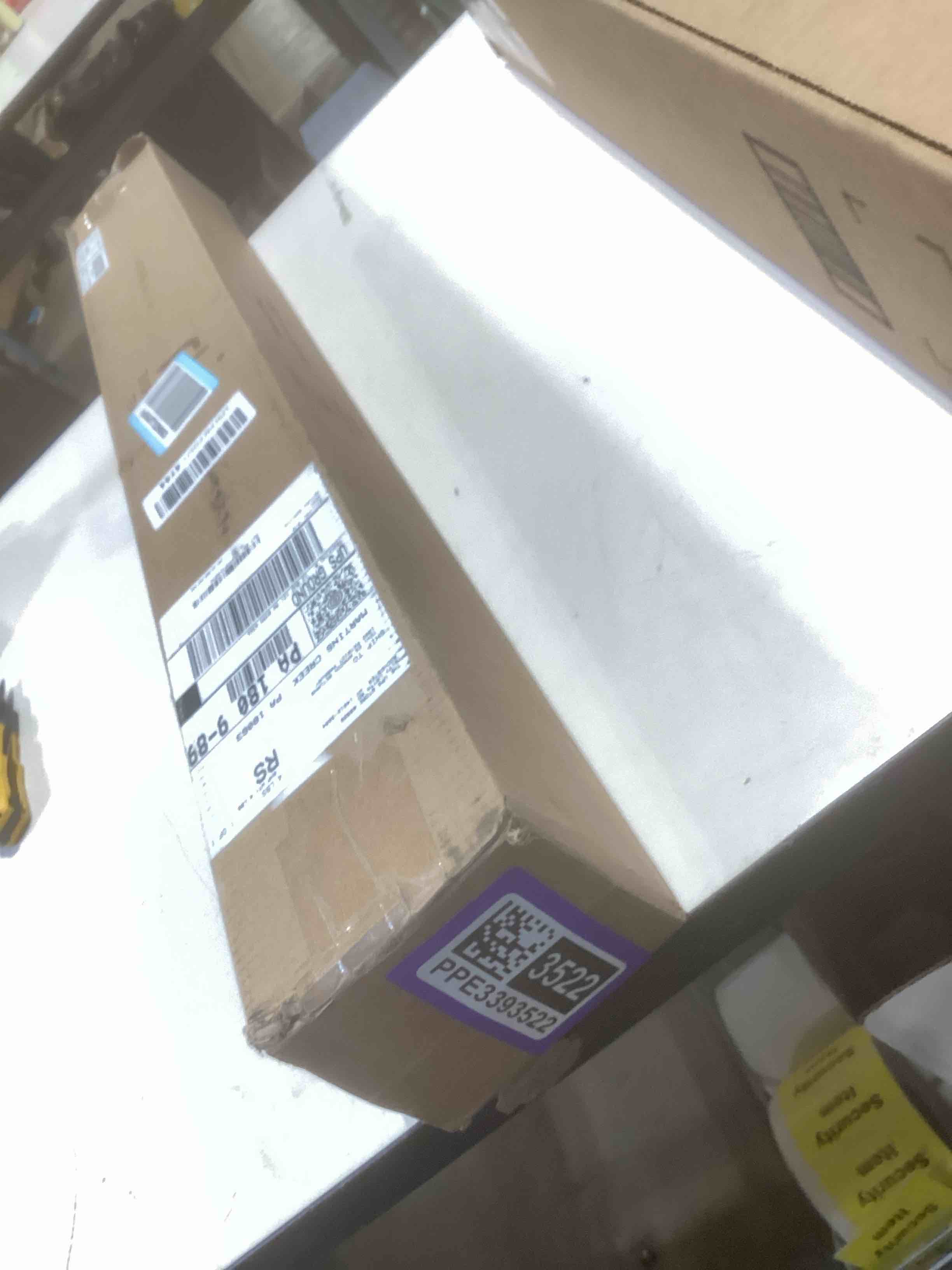 Condition photo showing Good Condition for Cordless Zebra Blinds Window Blind Zebra Shade Blinds for Windows Roller Sheer Shades Privacy Light Filtering Shades for Home Kitchen Bathroom (Width 31'' X Height 72'' White) 31"W x 72"H Cordless White