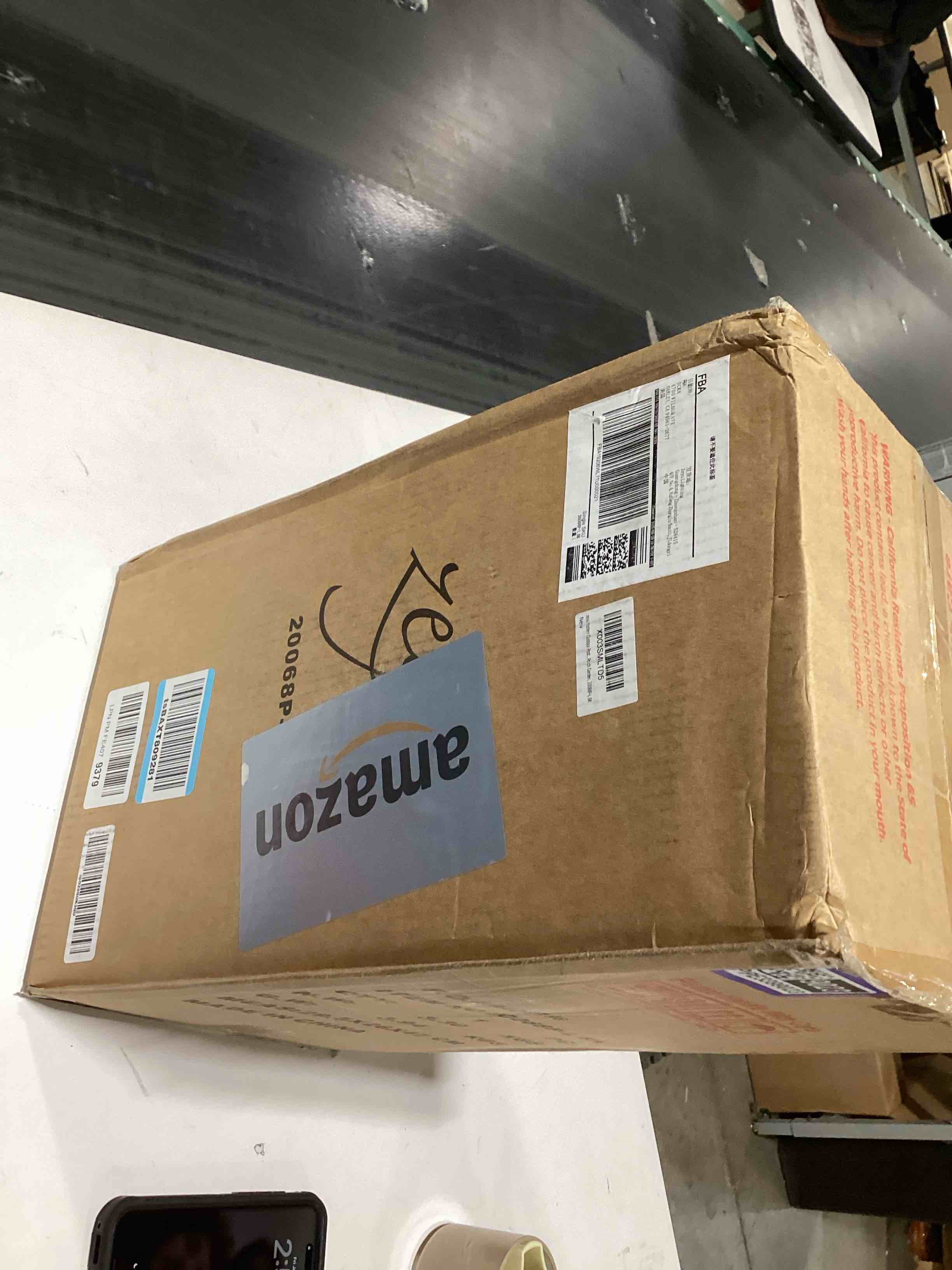 Condition photo showing Good Condition for zeyu Modern Outdoor Post Light Fixture, 16 Inch Exterior Pole Light, Die-Cast Aluminum in Black Finish, Clear Glass Shade, Outdoor Pillar Light for Porch Garden, 20068P-L BK Black Large