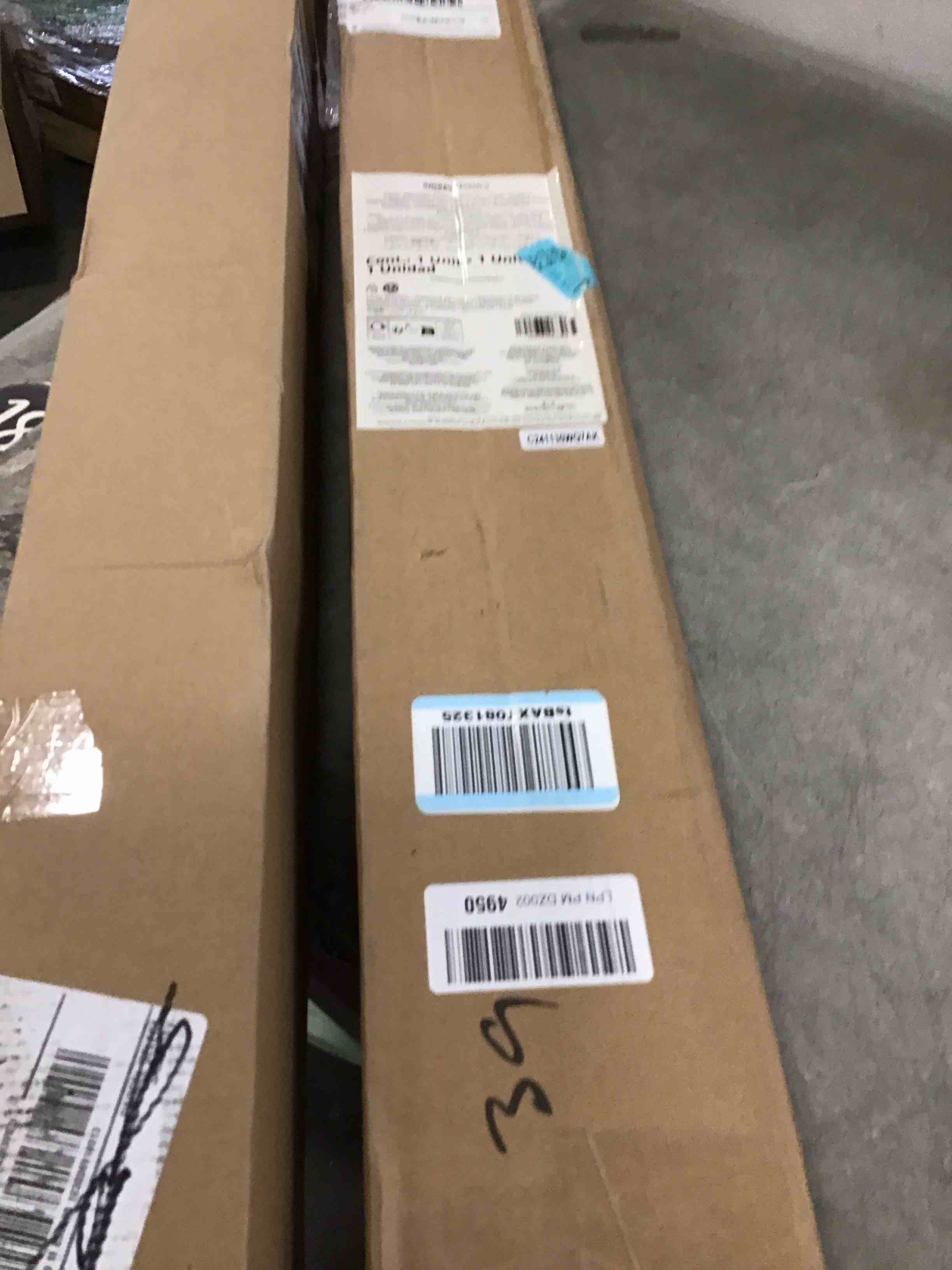 https://s3.amazonaws.com/lotting-images-prod/bidfta/PPE3424430_1749063164473.jpeg