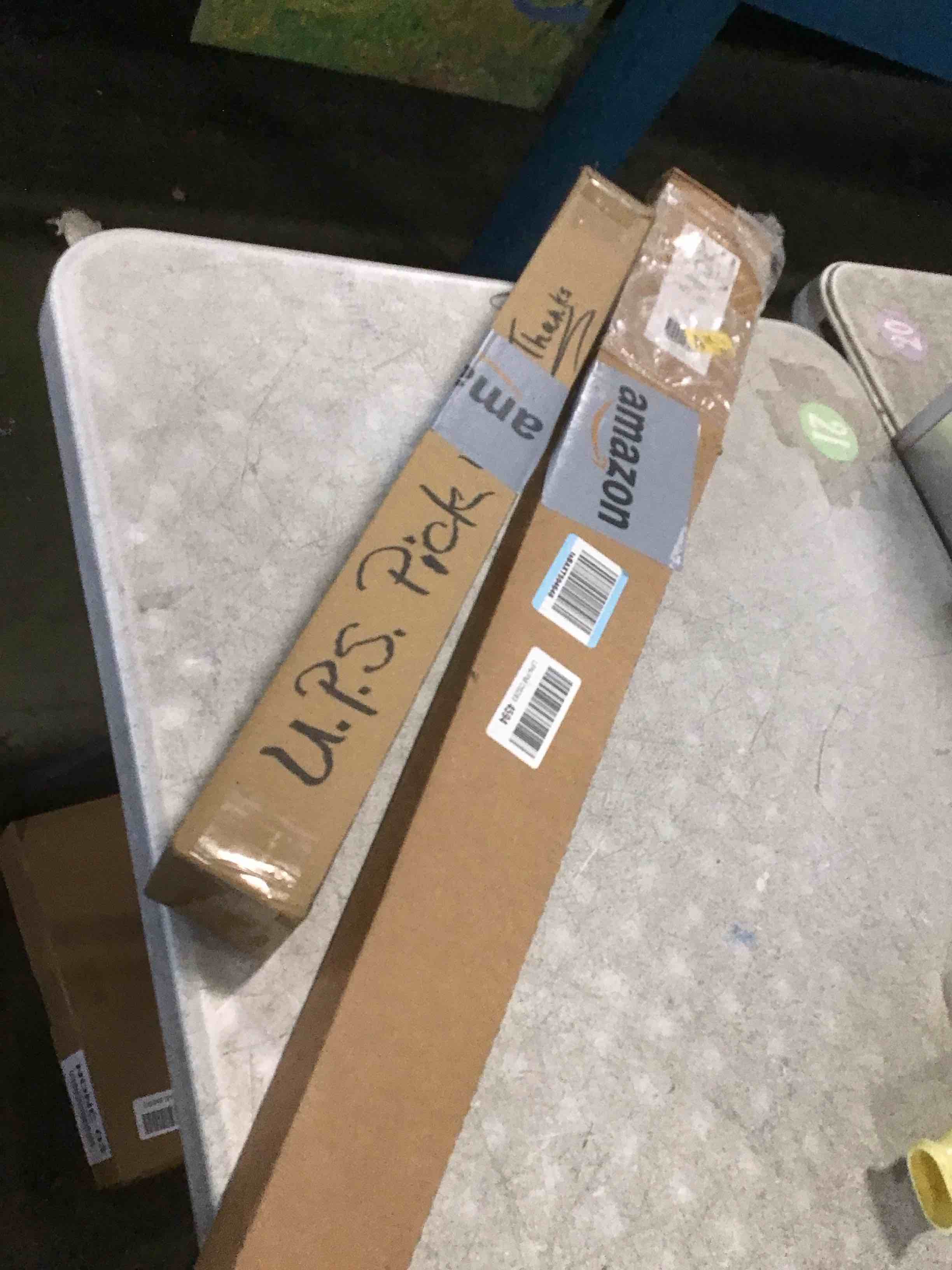 https://s3.amazonaws.com/lotting-images-prod/bidfta/PPE3425799_1749321966783.jpeg