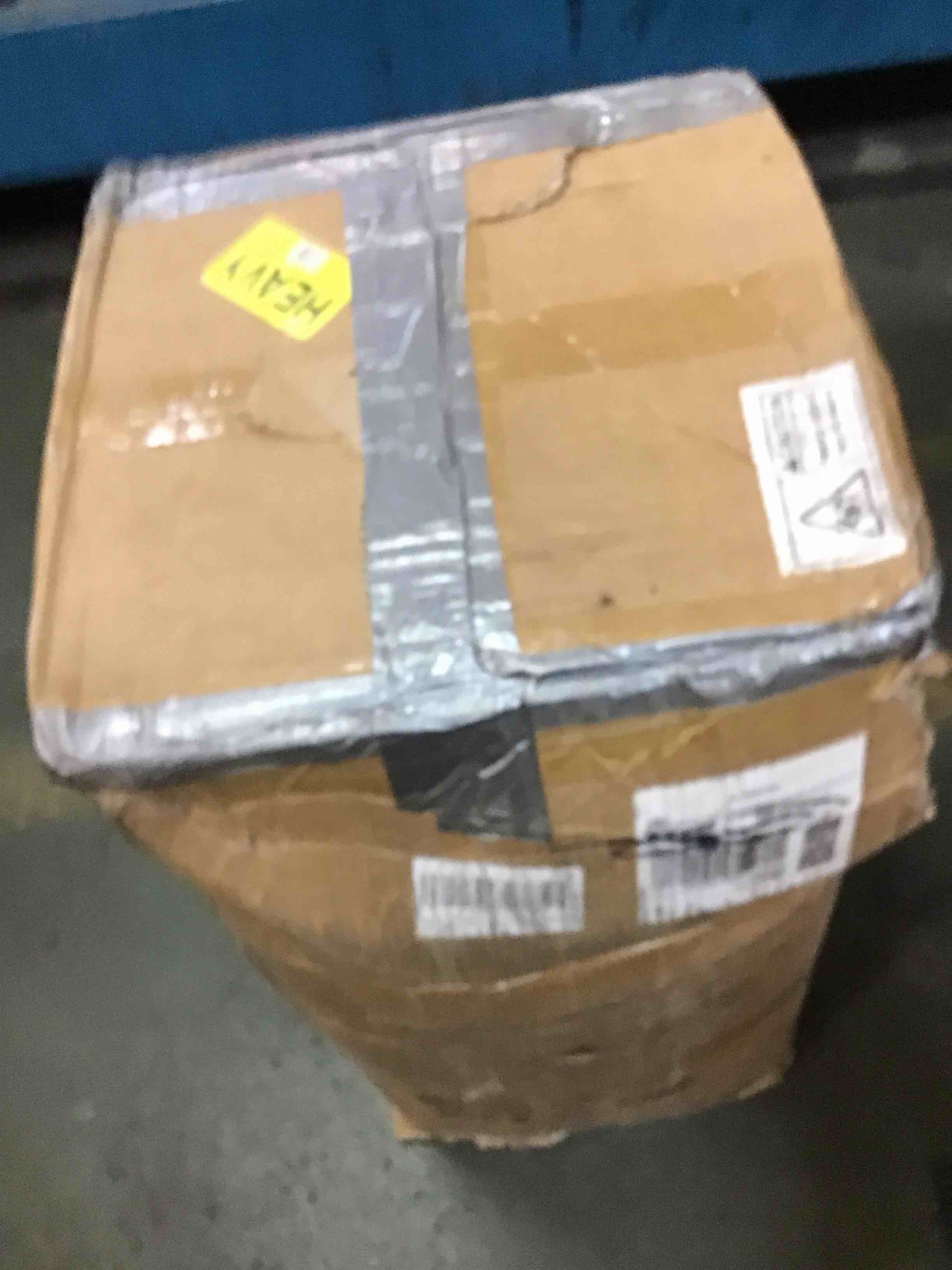 https://s3.amazonaws.com/lotting-images-prod/bidfta/PPE3426158_1749497524106.jpeg