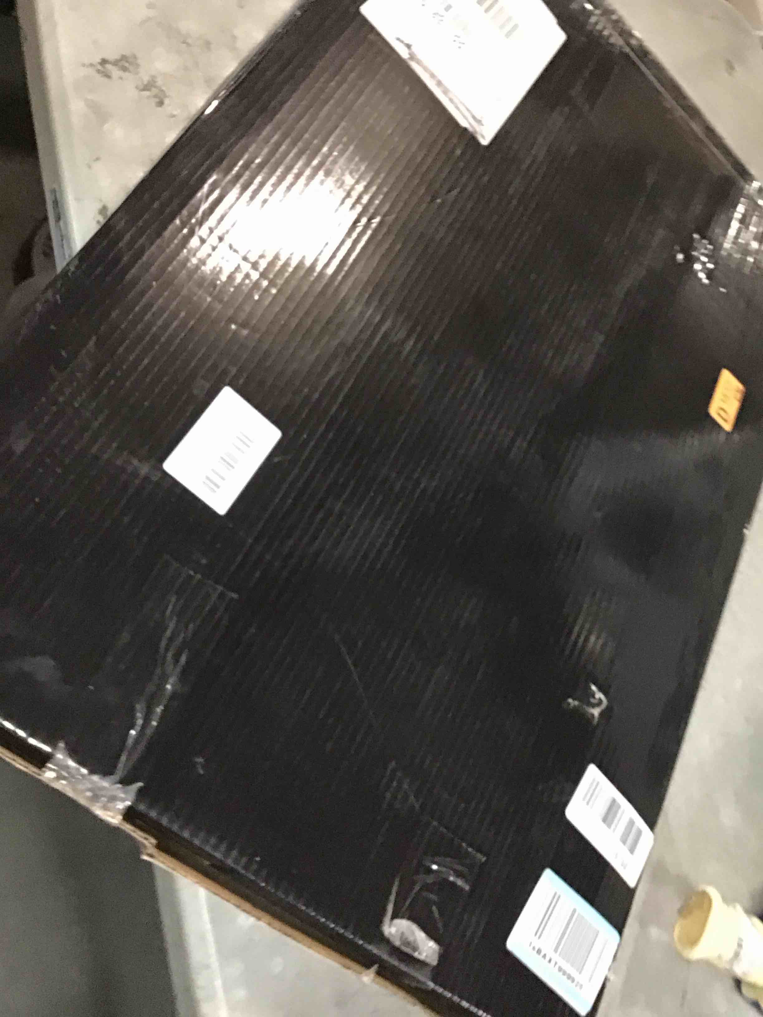 https://s3.amazonaws.com/lotting-images-prod/bidfta/PPE3426413_1749566937011.jpeg