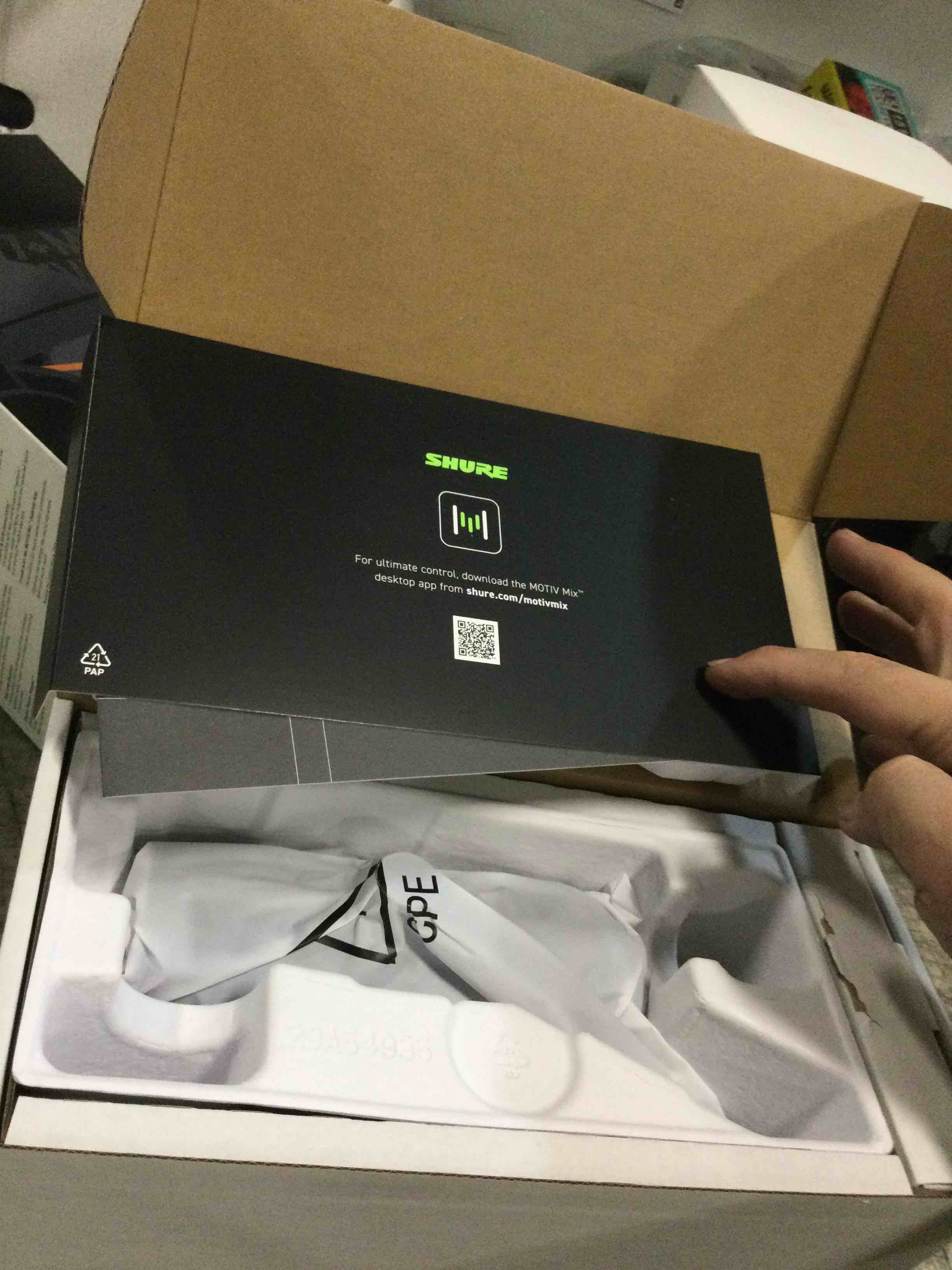https://s3.amazonaws.com/lotting-images-prod/bidfta/PPE3426814_1749759199864.jpeg