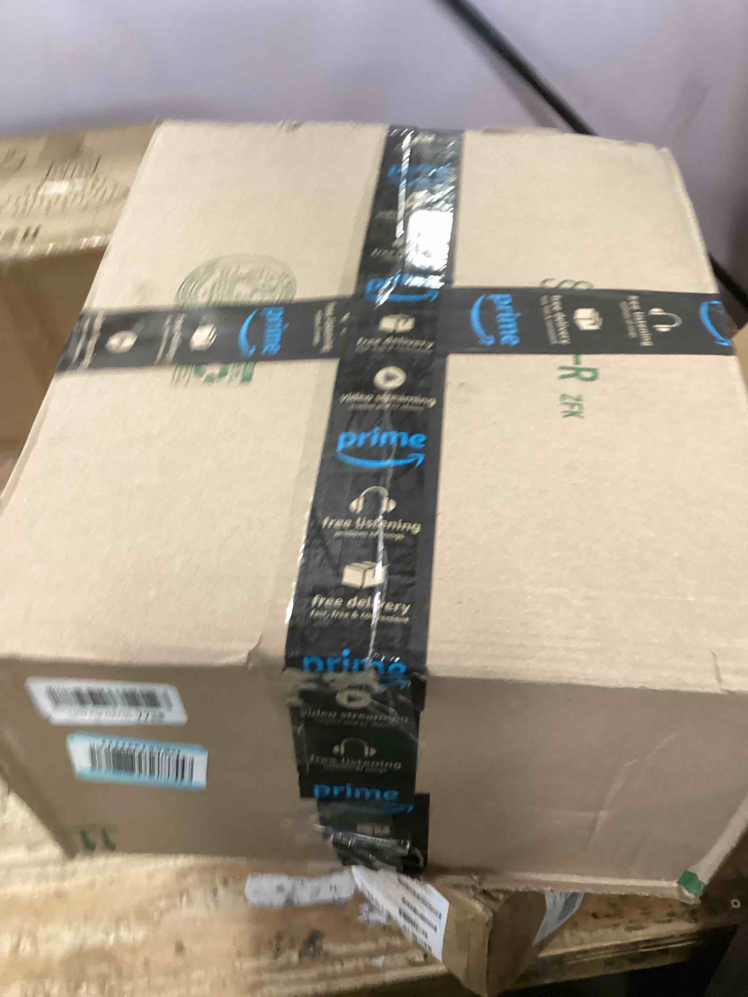 https://s3.amazonaws.com/lotting-images-prod/bidfta/PPE3427414_1749059405051.jpeg