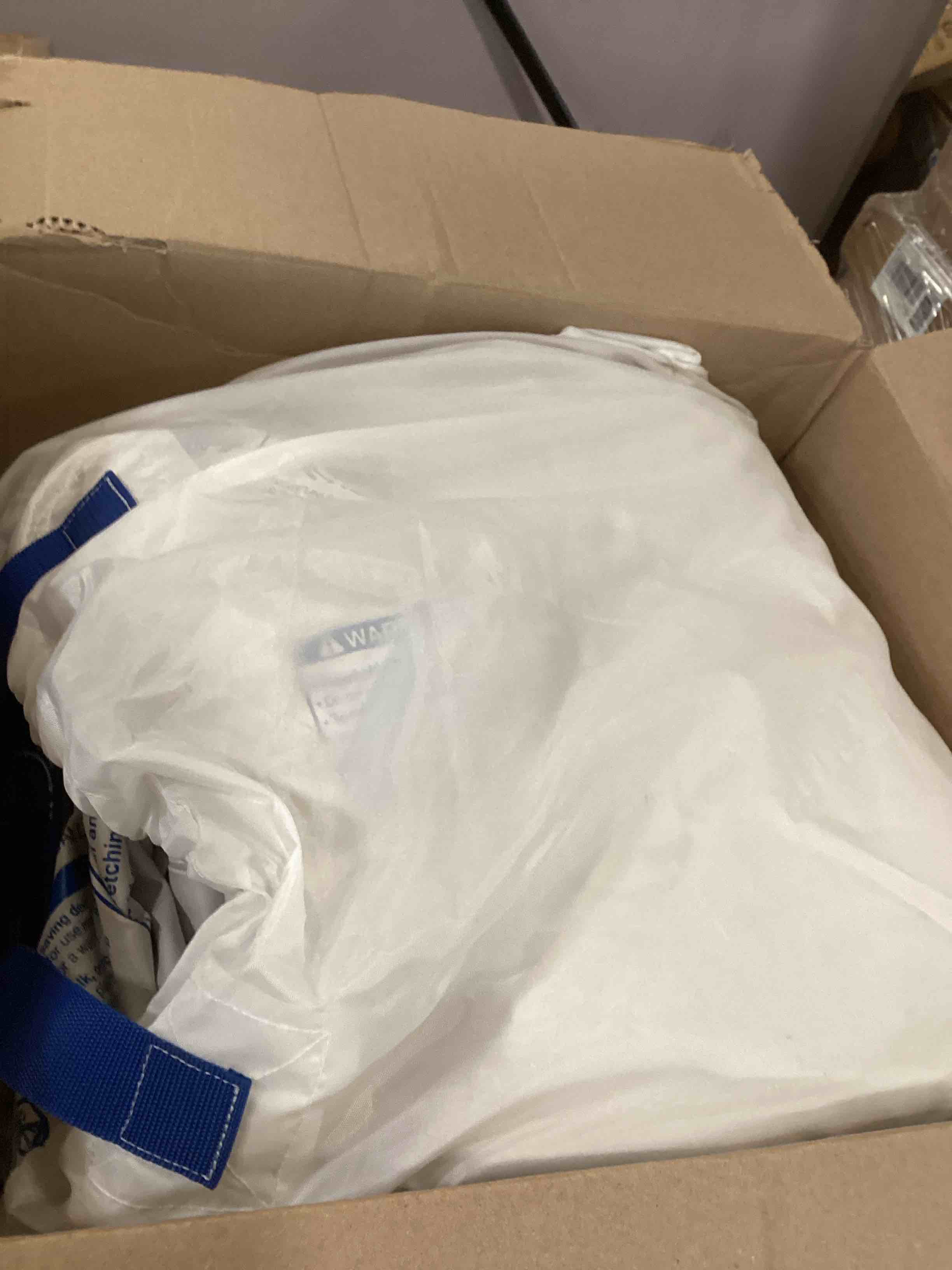https://s3.amazonaws.com/lotting-images-prod/bidfta/PPE3427414_1749059424837.jpeg