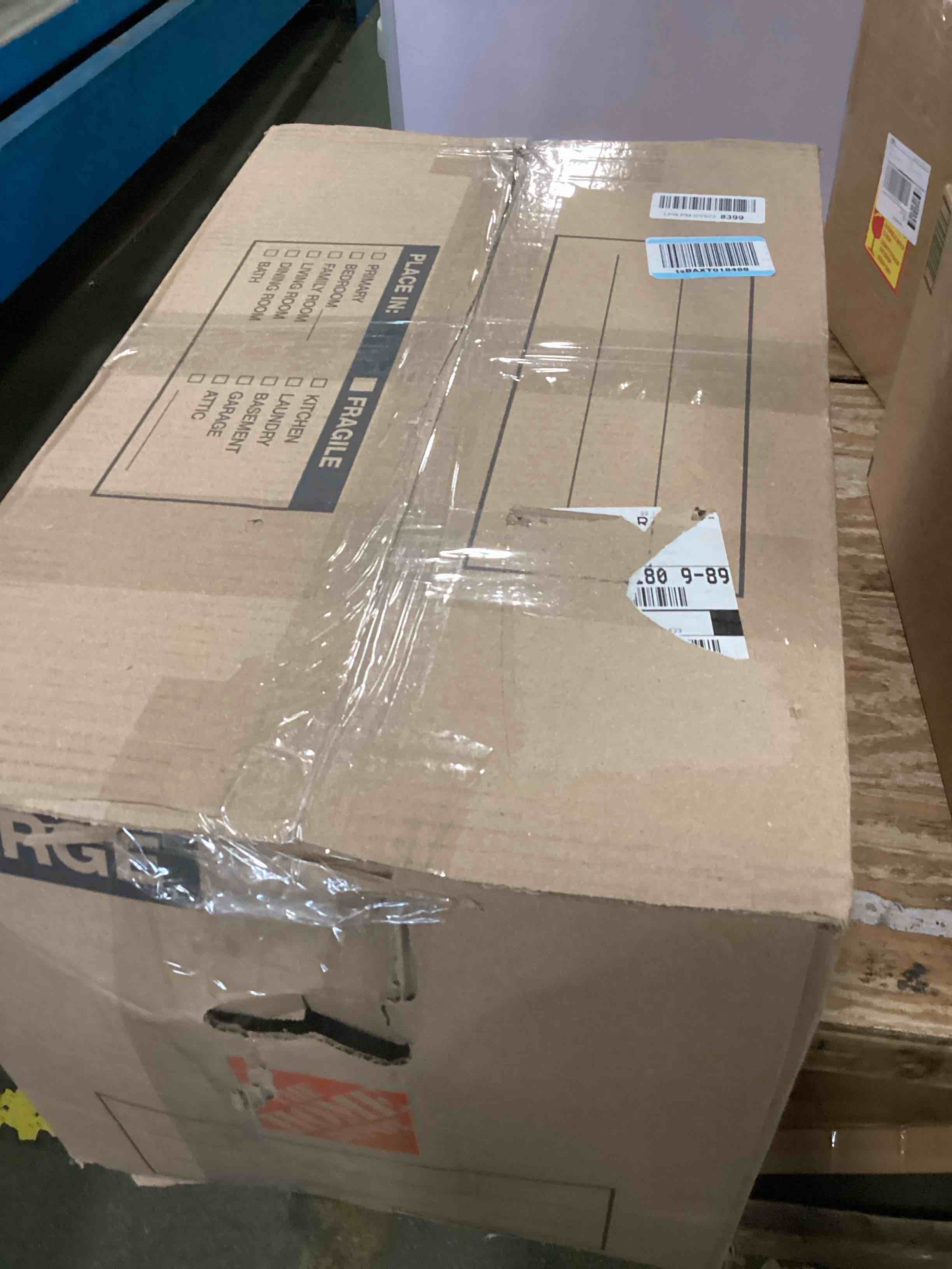 https://s3.amazonaws.com/lotting-images-prod/bidfta/PPE3429682_1750336252844.jpeg