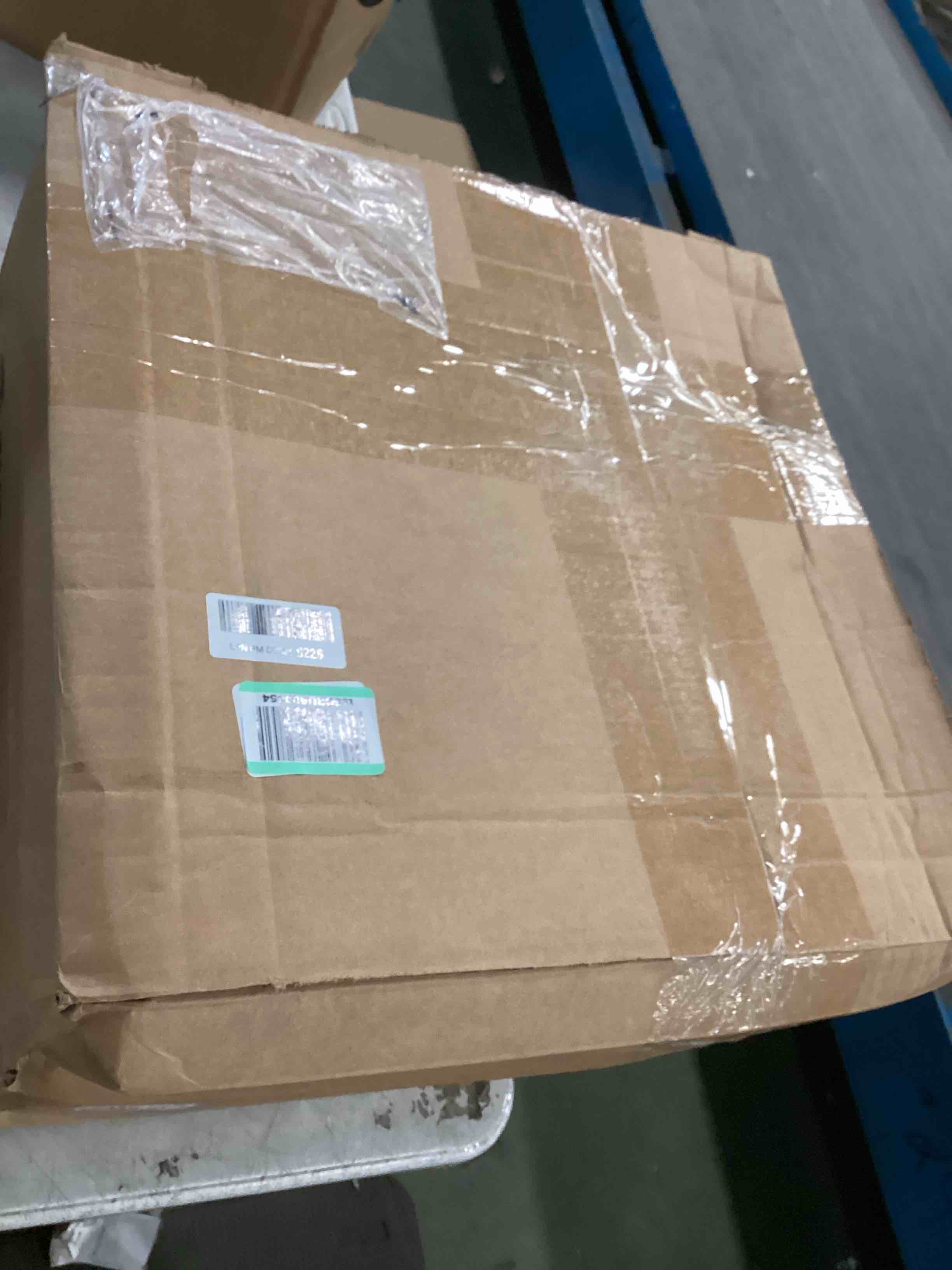 https://s3.amazonaws.com/lotting-images-prod/bidfta/PPE3430122_1748362830745.jpeg