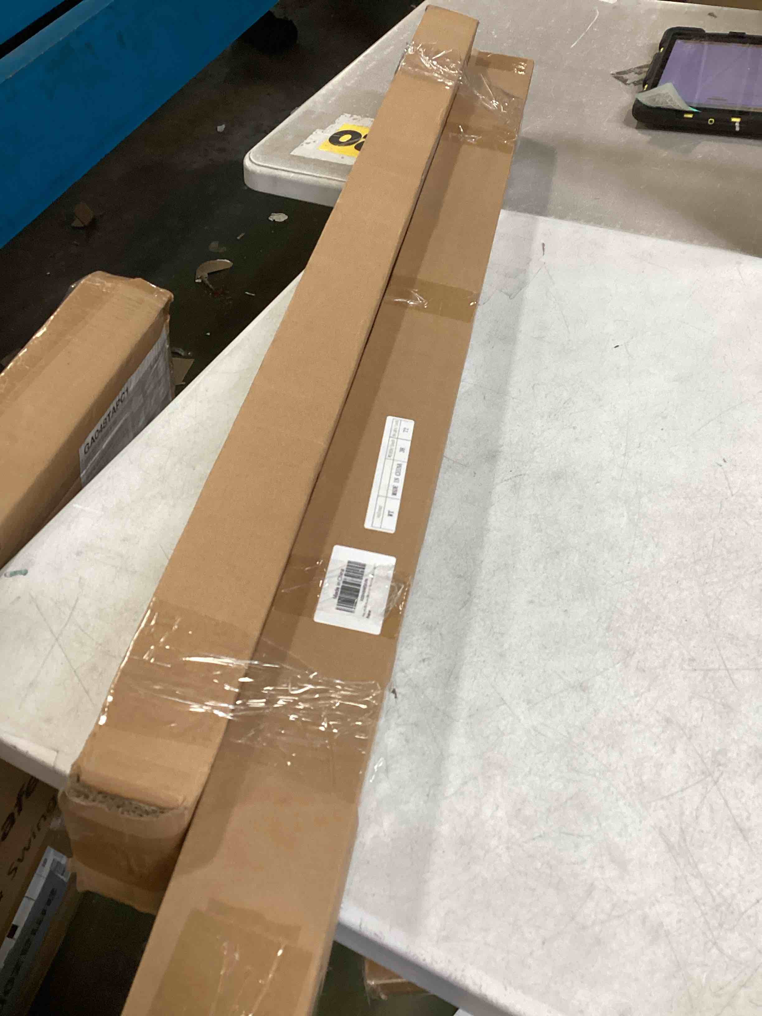 https://s3.amazonaws.com/lotting-images-prod/bidfta/PPE3431504_1749062134201.jpeg