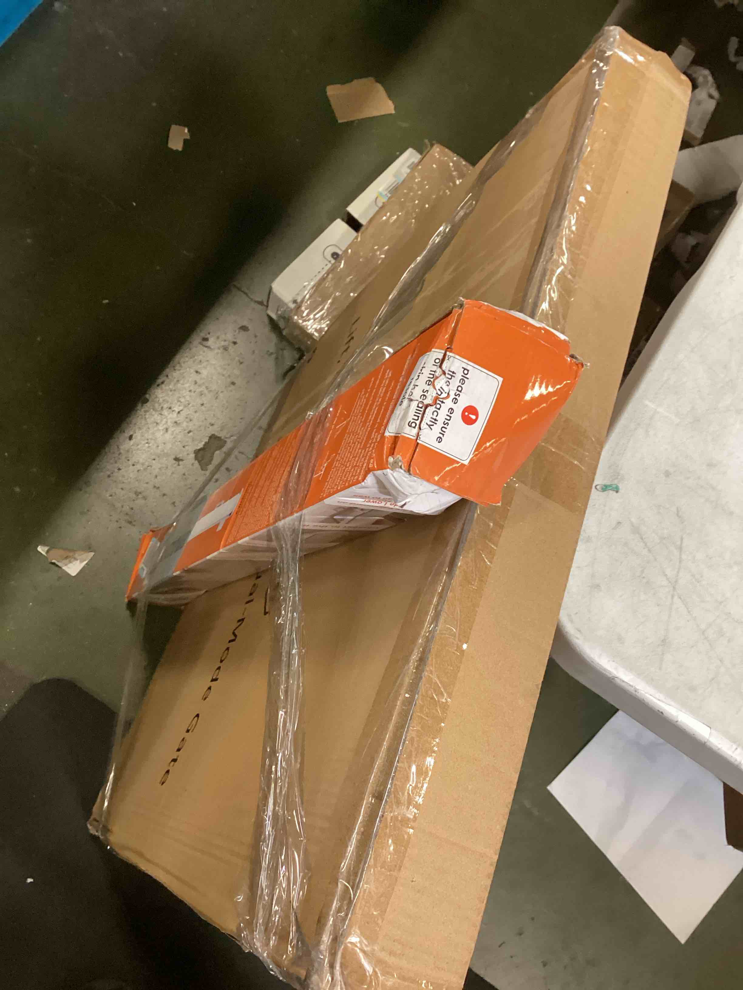 https://s3.amazonaws.com/lotting-images-prod/bidfta/PPE3431527_1749062210106.jpeg