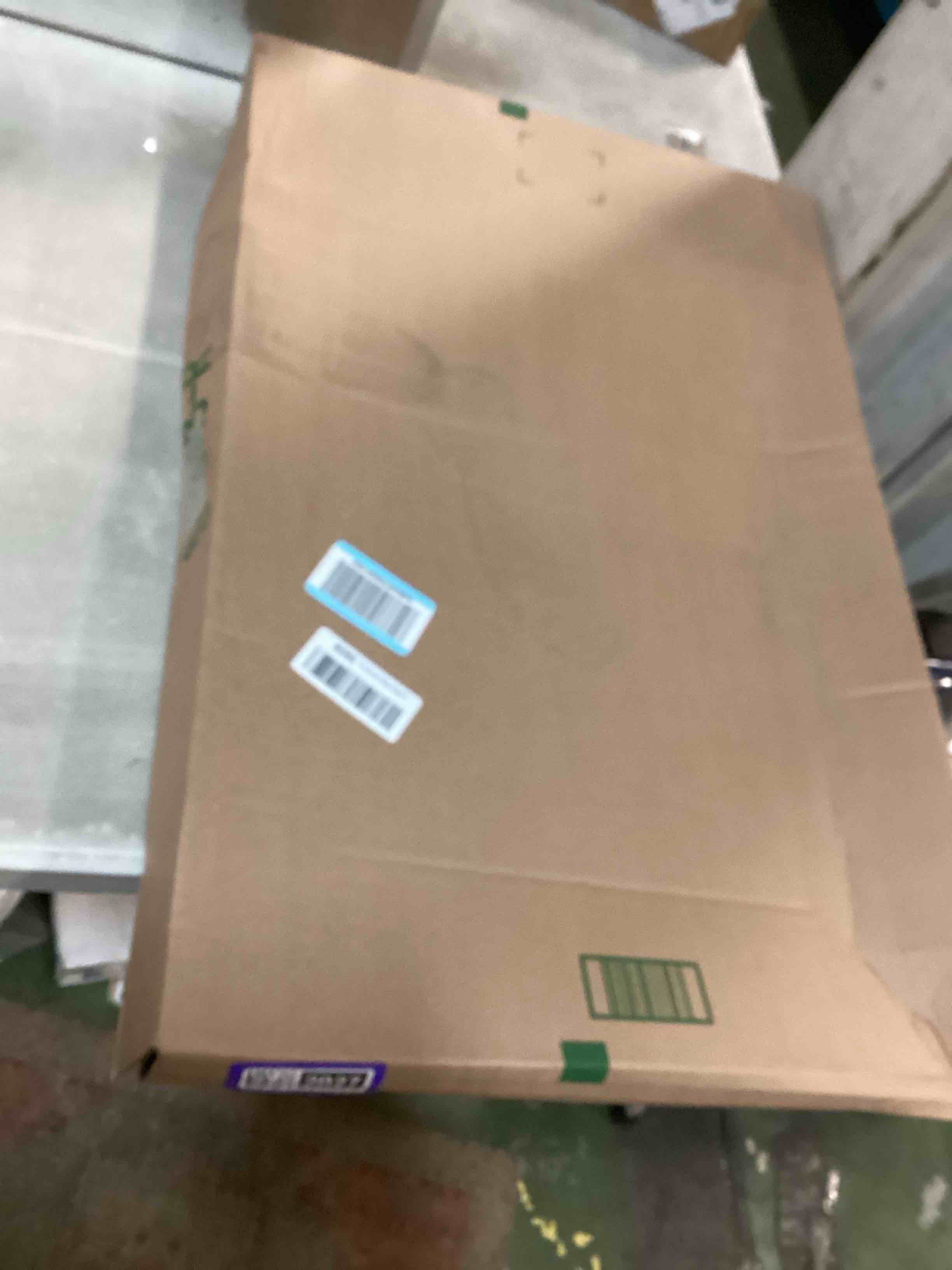 https://s3.amazonaws.com/lotting-images-prod/bidfta/PPE3432027_1749471955166.jpeg