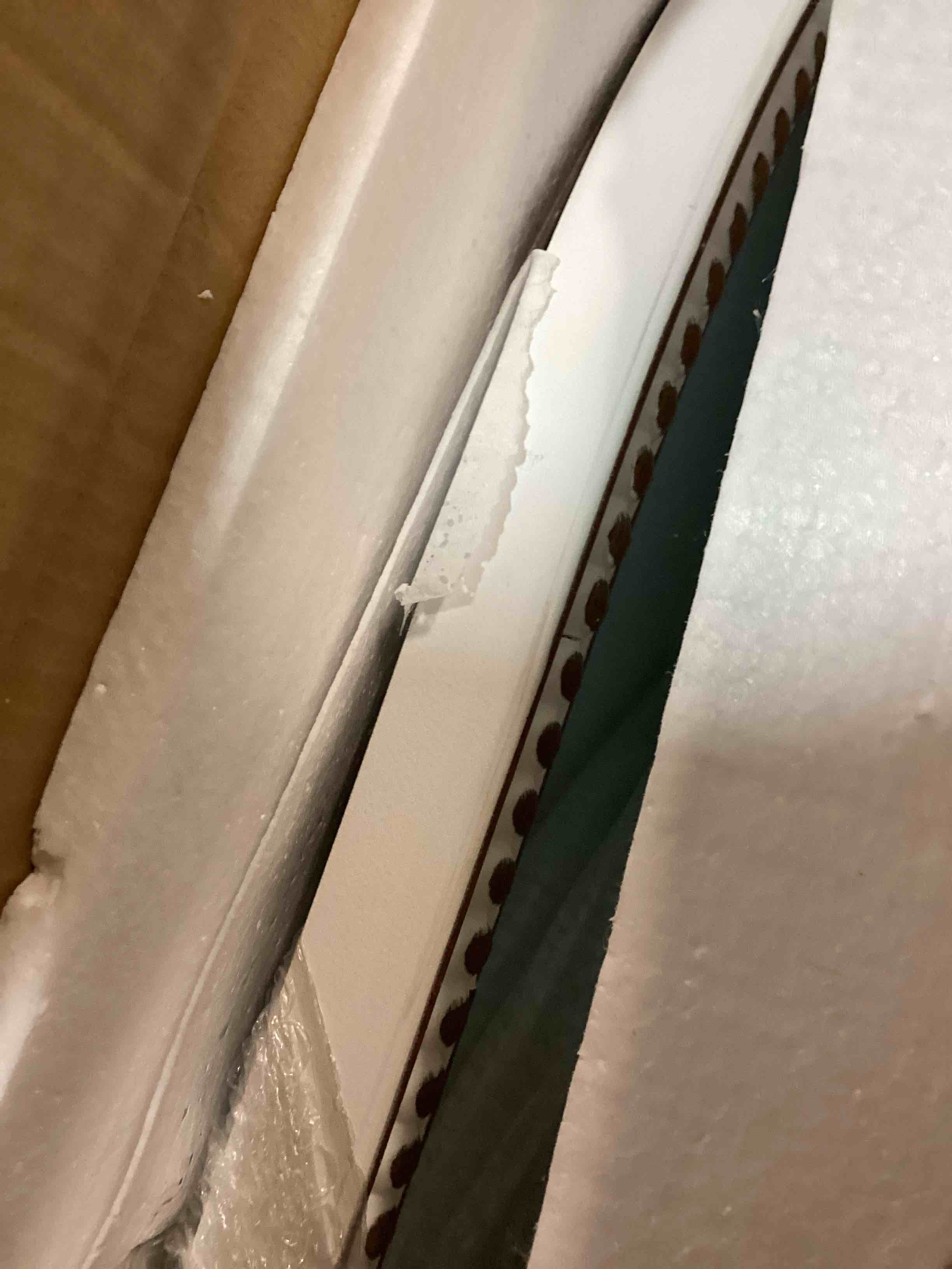 https://s3.amazonaws.com/lotting-images-prod/bidfta/PPE3432327_1749571437276.jpeg
