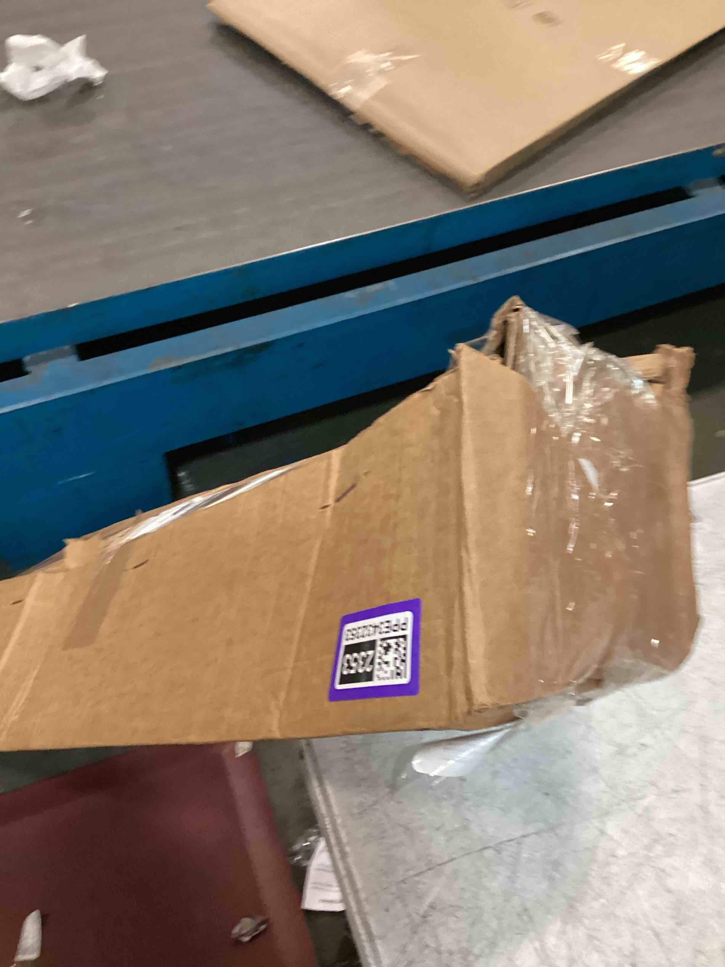 https://s3.amazonaws.com/lotting-images-prod/bidfta/PPE3432353_1749579048170.jpeg