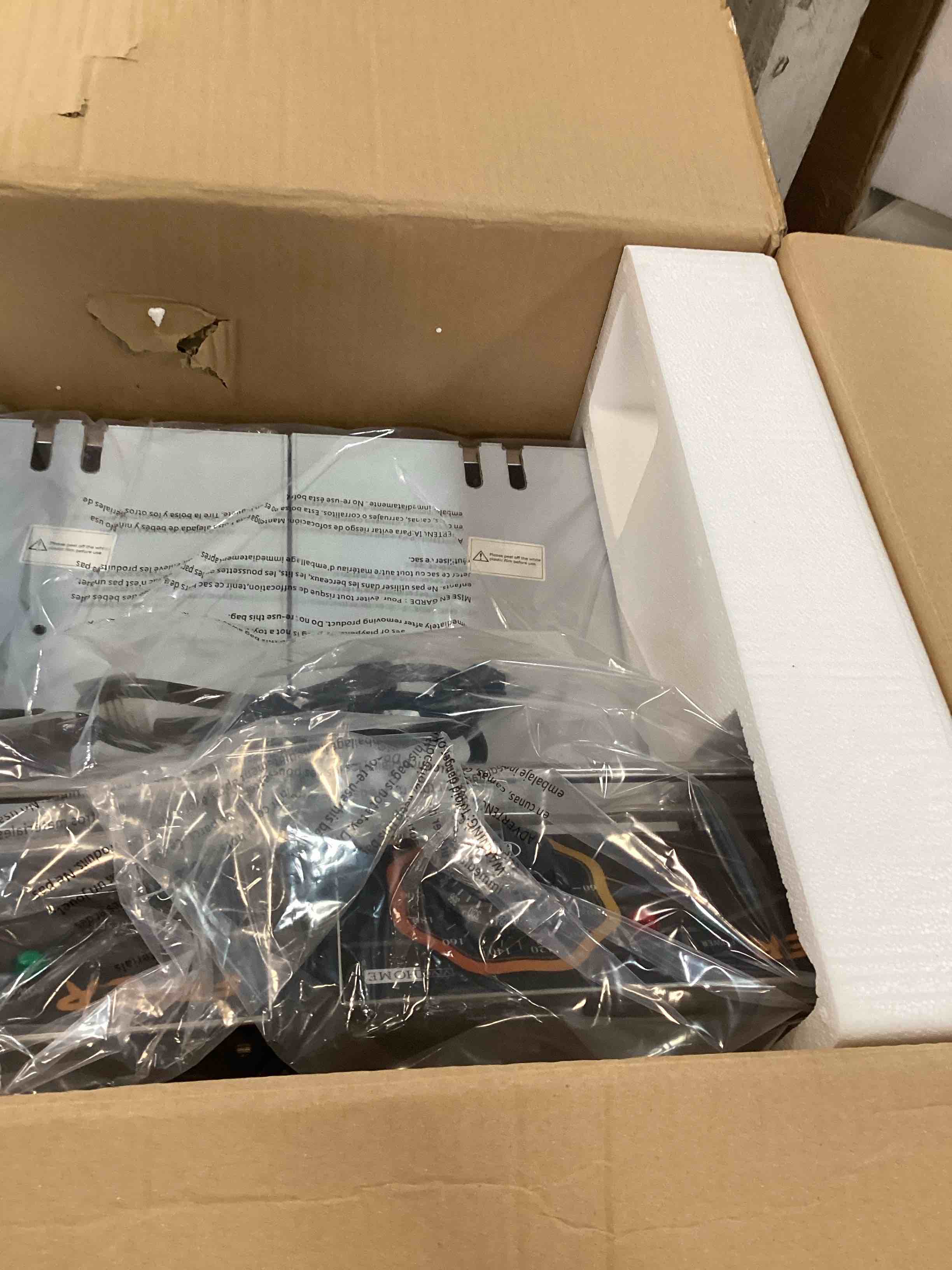 https://s3.amazonaws.com/lotting-images-prod/bidfta/PPE3433547_1749062698218.jpeg