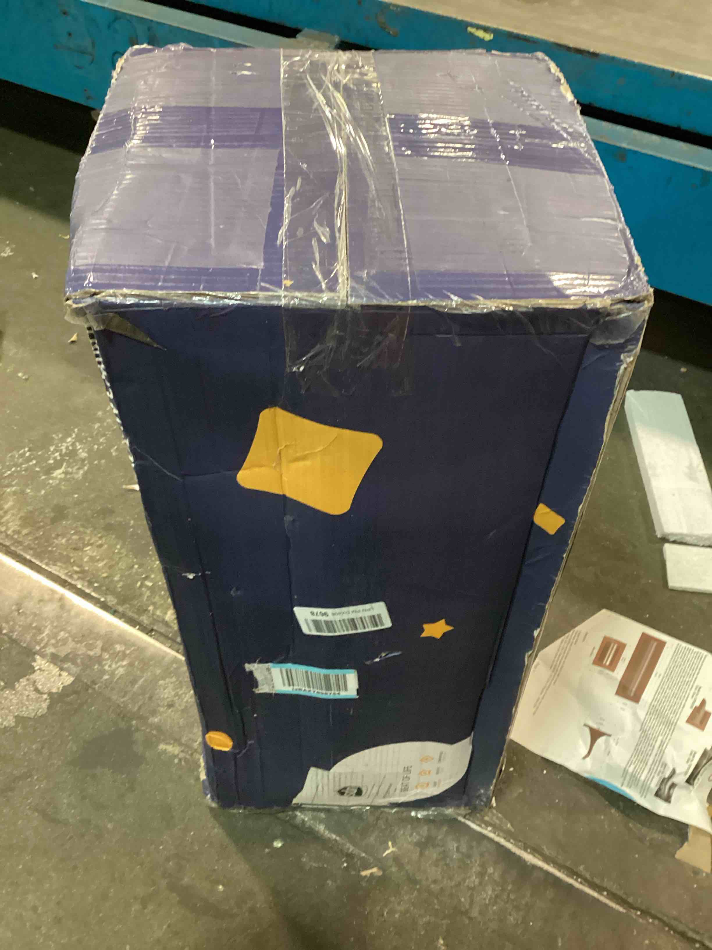 https://s3.amazonaws.com/lotting-images-prod/bidfta/PPE3434018_1749235604505.jpeg