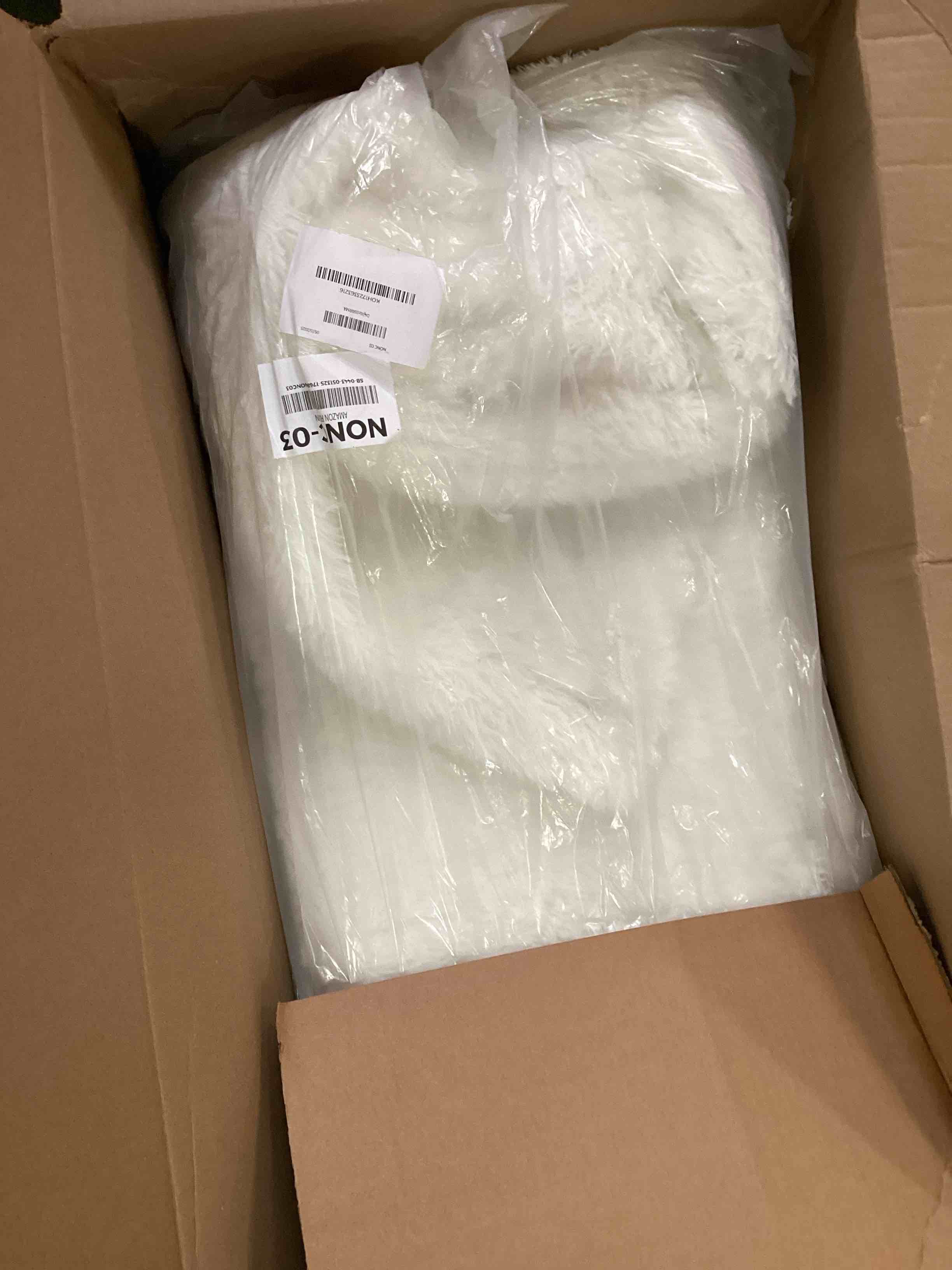 https://s3.amazonaws.com/lotting-images-prod/bidfta/PPE3434207_1749308697127.jpeg