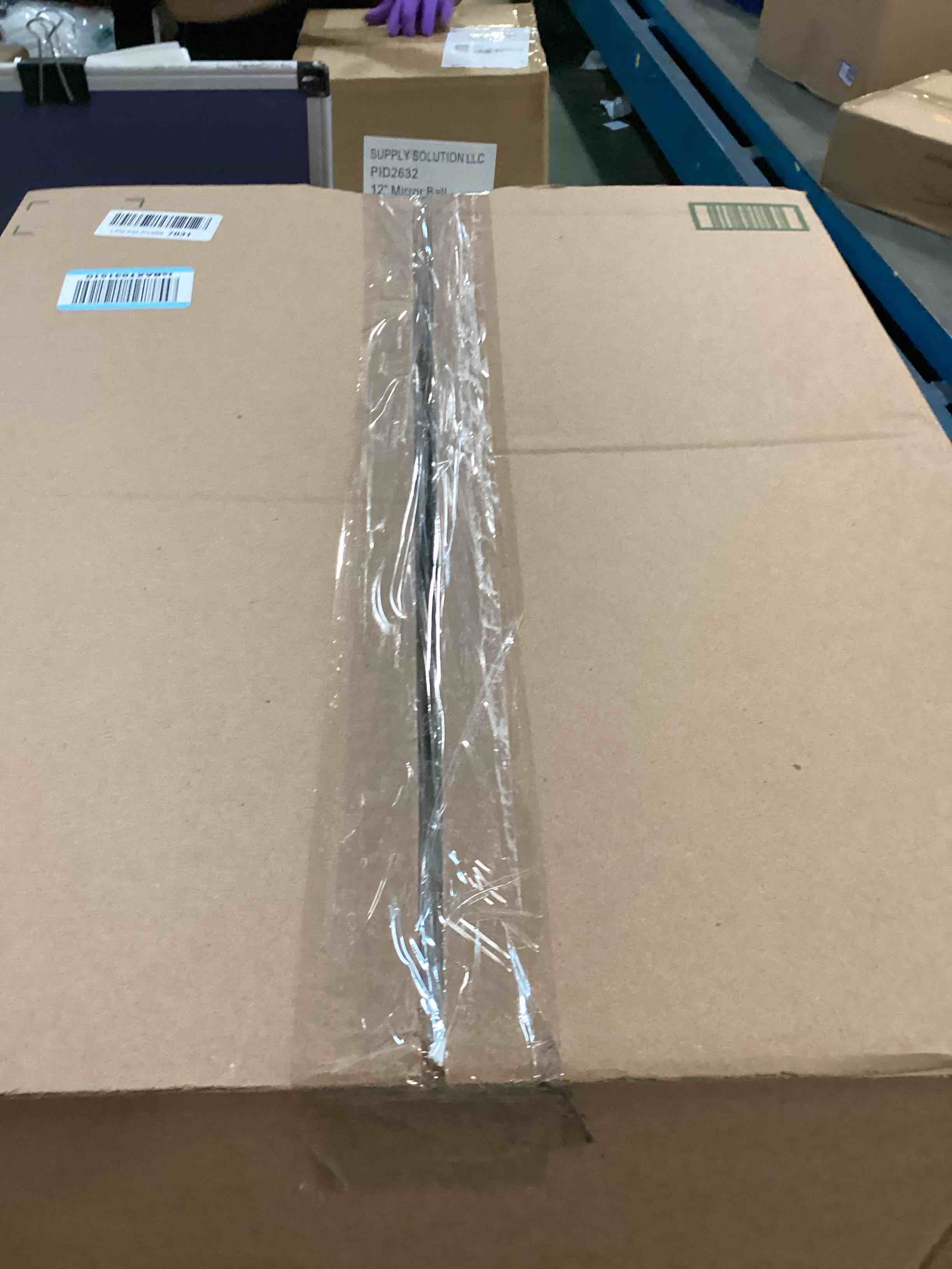 https://s3.amazonaws.com/lotting-images-prod/bidfta/PPE3434429_1749485593457.jpeg