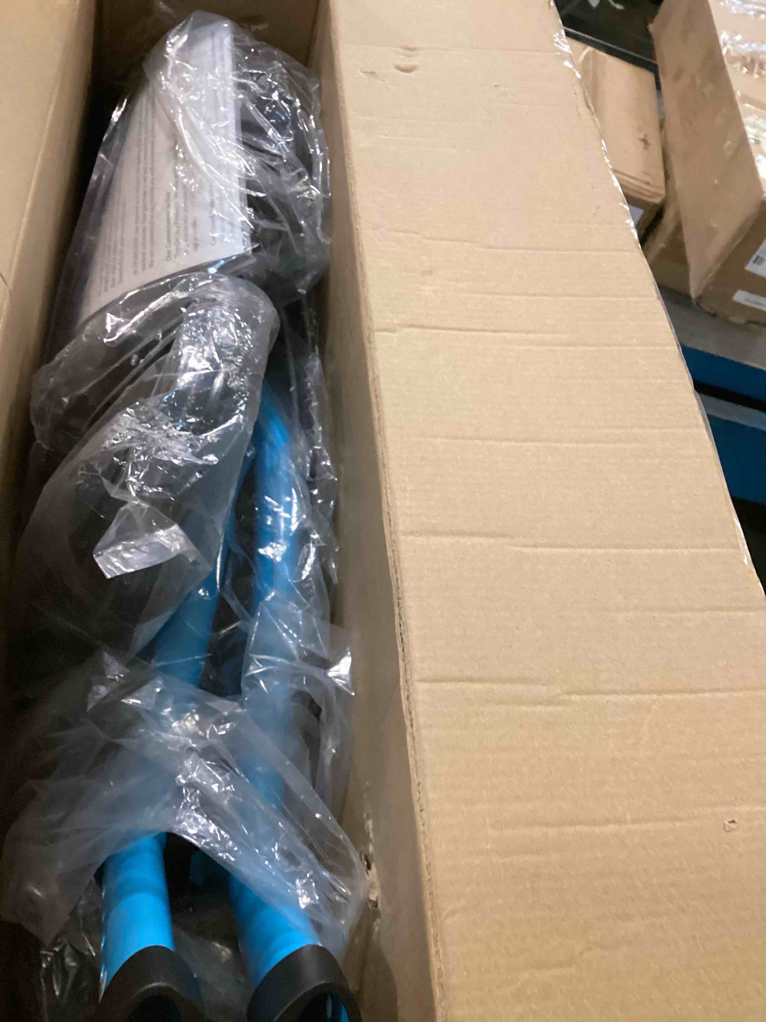 https://s3.amazonaws.com/lotting-images-prod/bidfta/PPE3434557_1749558410904.jpeg