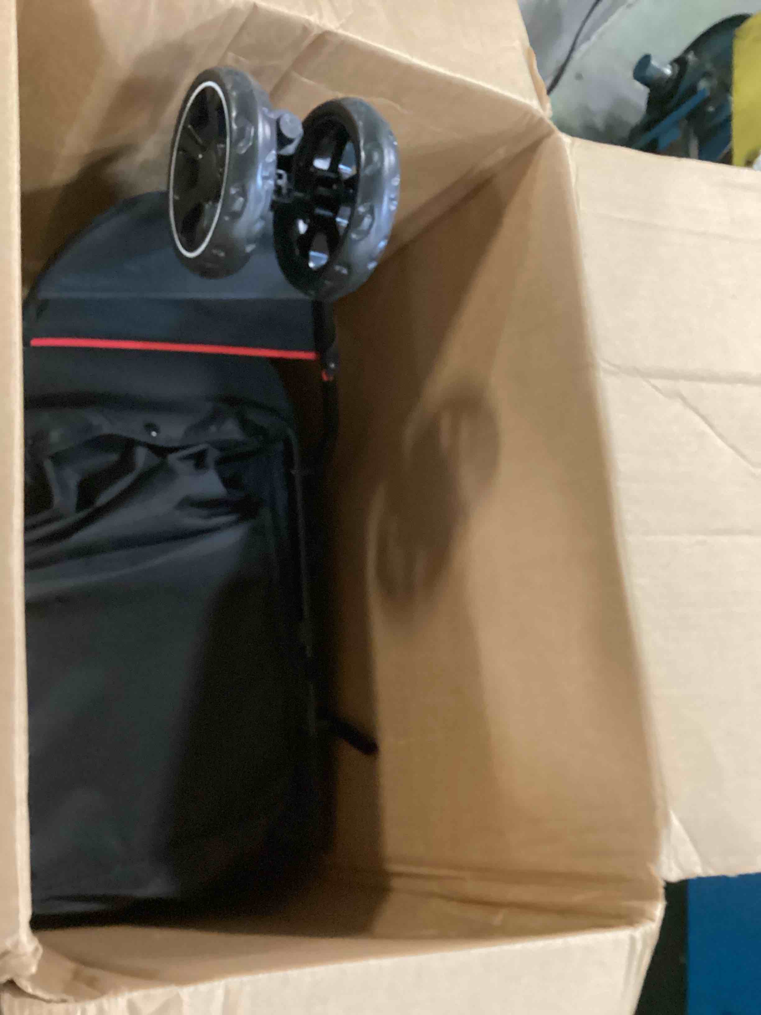 https://s3.amazonaws.com/lotting-images-prod/bidfta/PPE3435171_1749901949426.jpeg