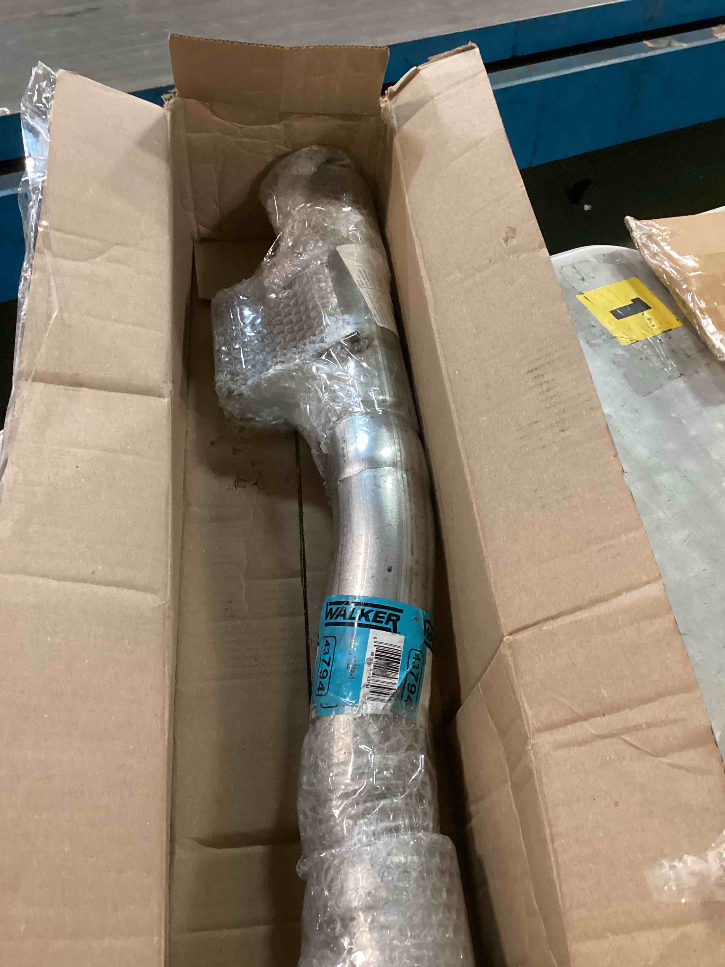 https://s3.amazonaws.com/lotting-images-prod/bidfta/PPE3435242_1749911051430.jpeg
