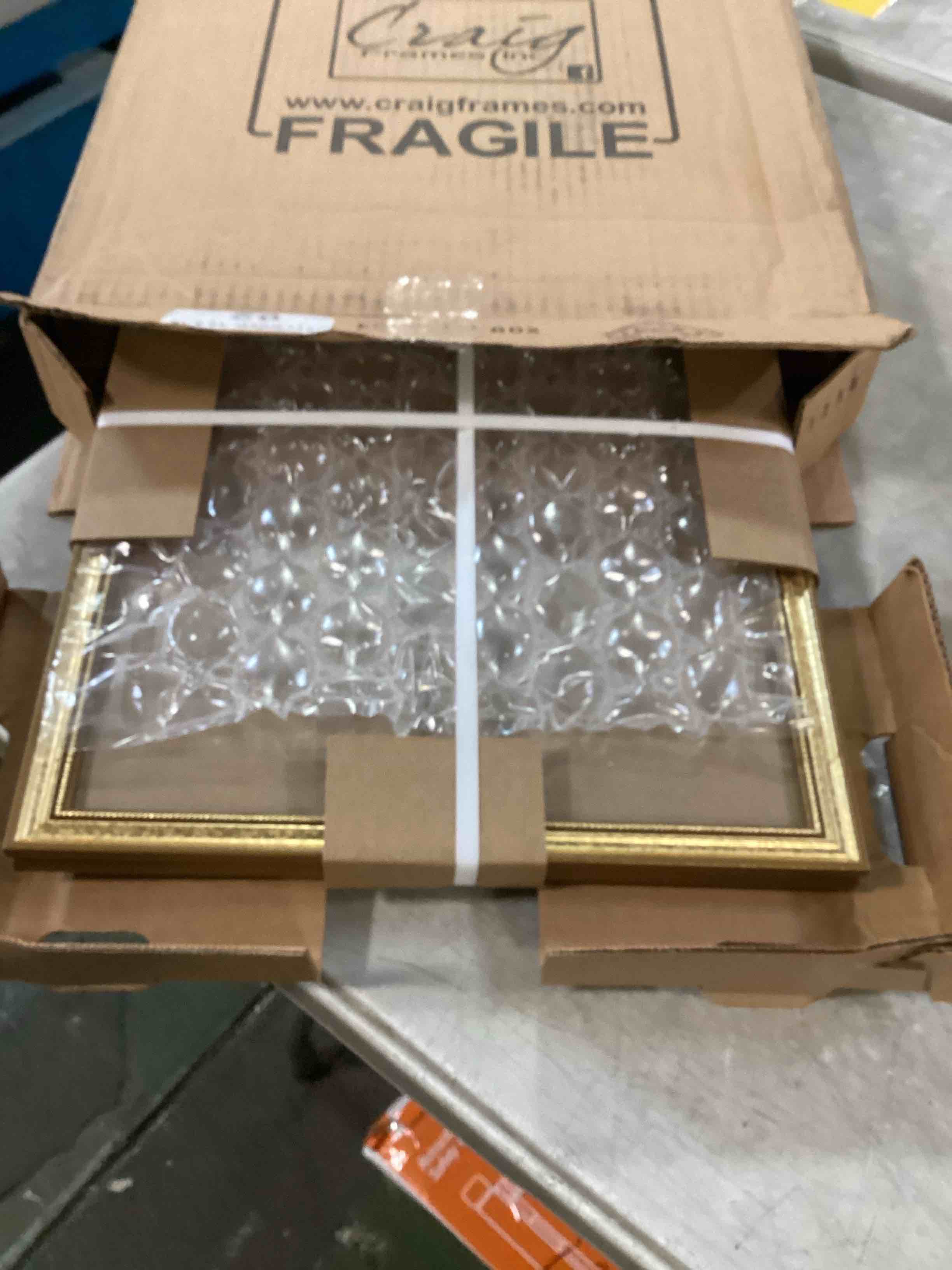 https://s3.amazonaws.com/lotting-images-prod/bidfta/PPE3435267_1749913535178.jpeg