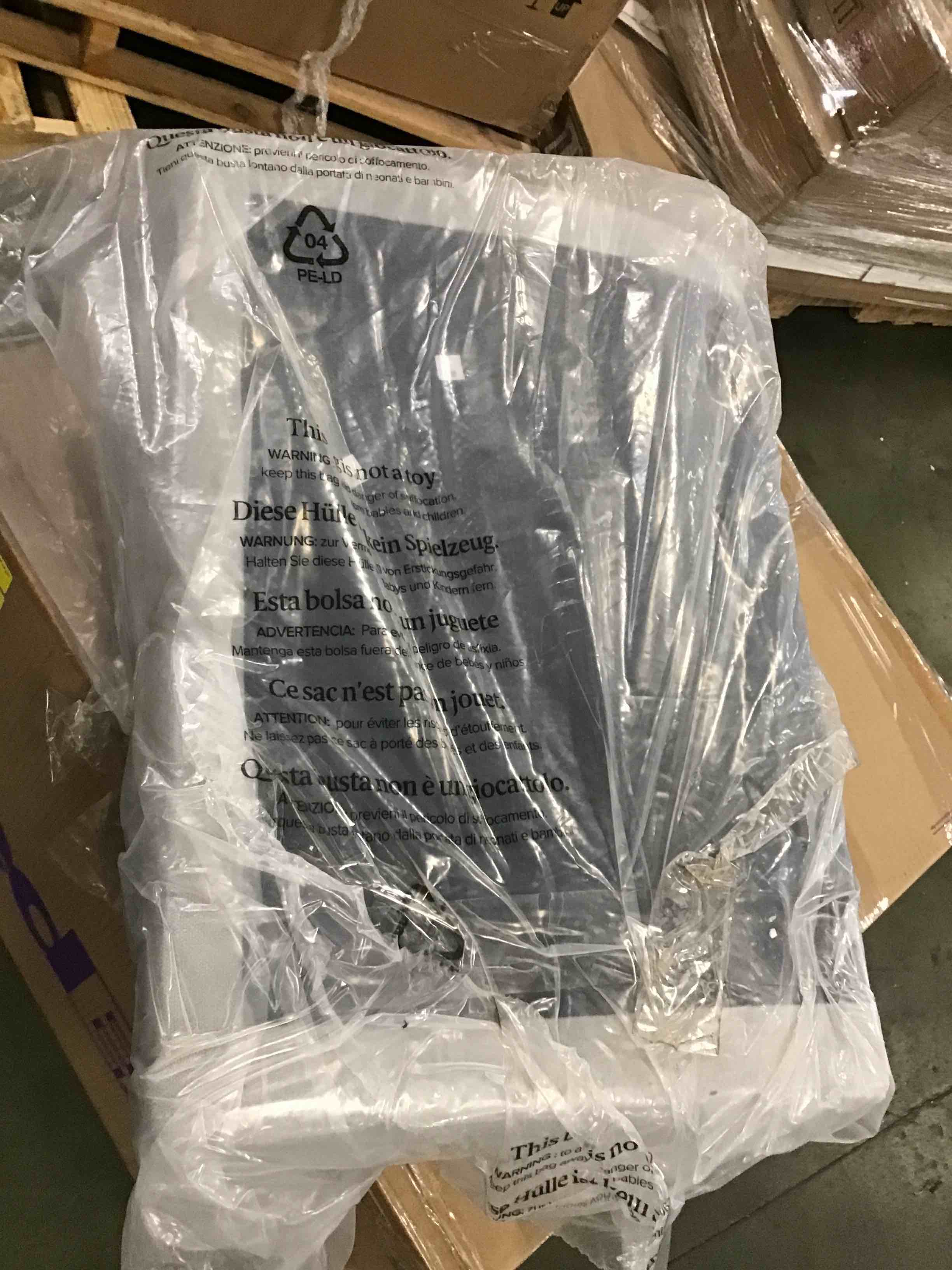 https://s3.amazonaws.com/lotting-images-prod/bidfta/PPE3436893_1748547570202.jpeg