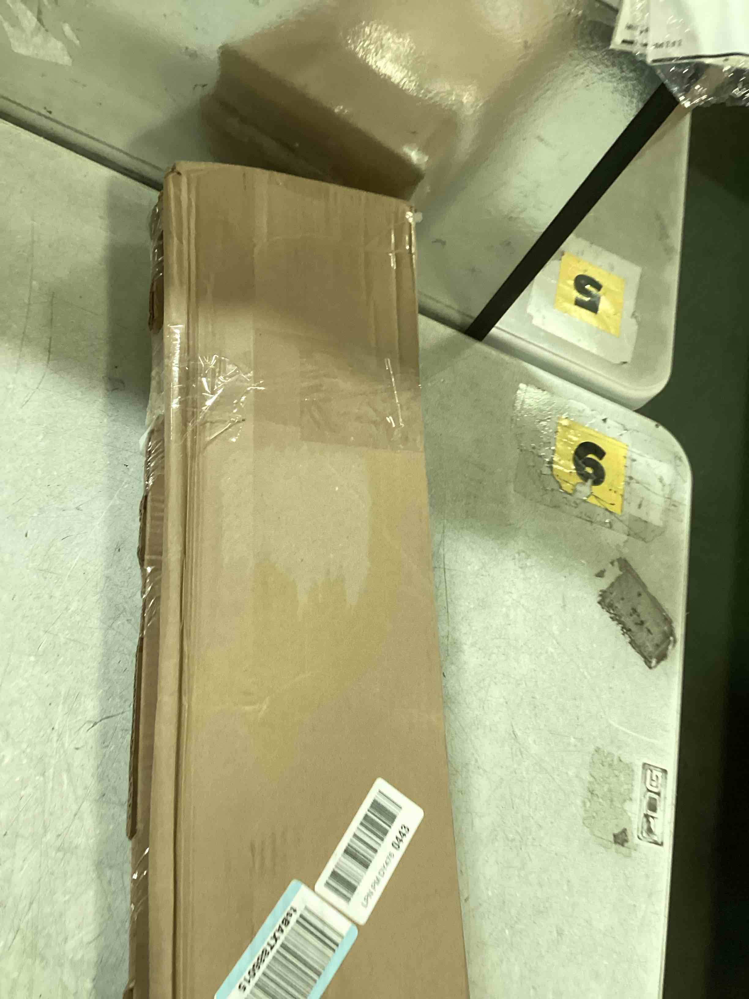 https://s3.amazonaws.com/lotting-images-prod/bidfta/PPE3438007_1749234558366.jpeg