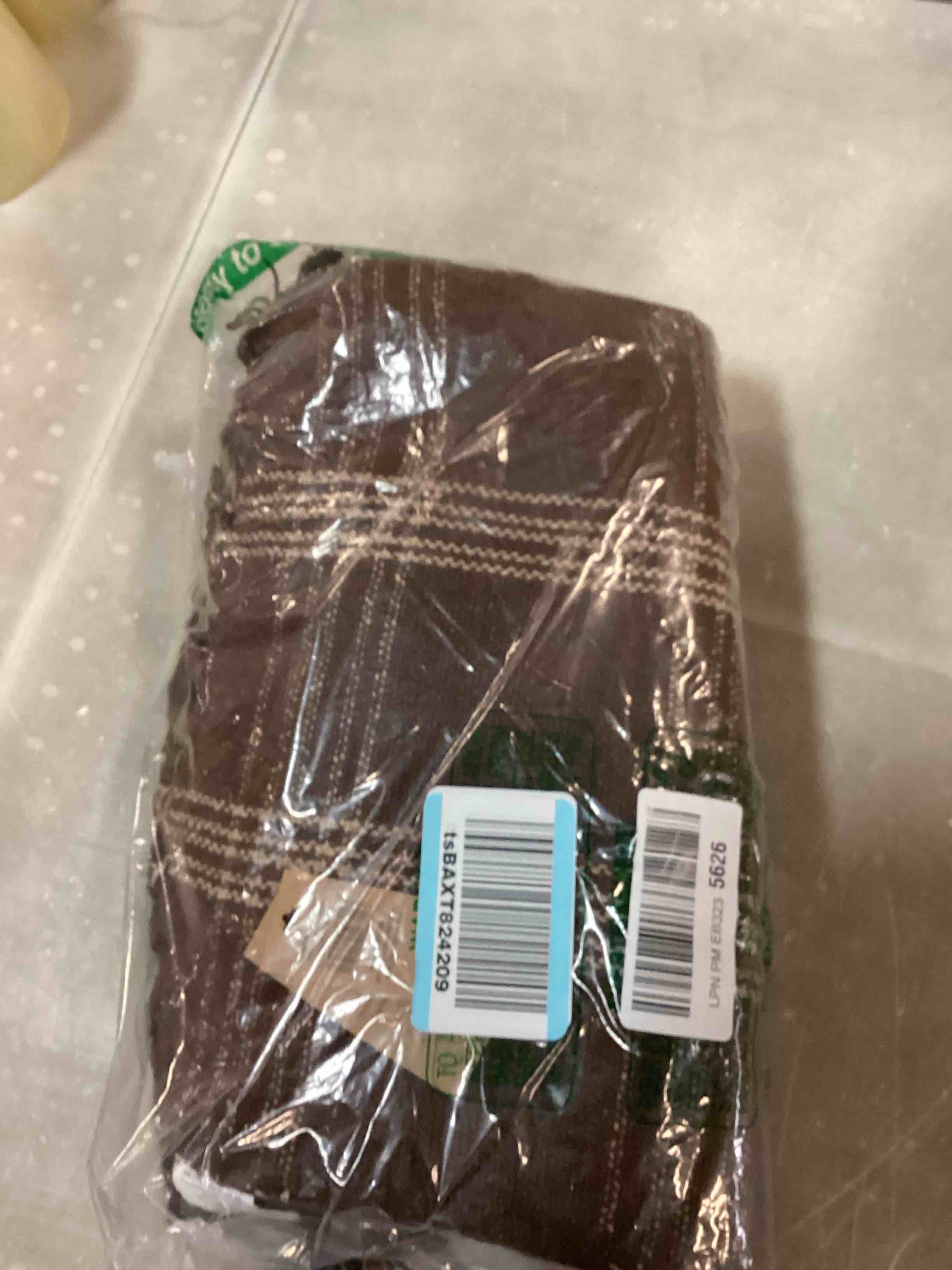 https://s3.amazonaws.com/lotting-images-prod/bidfta/PPE3438205_1749311218917.jpeg