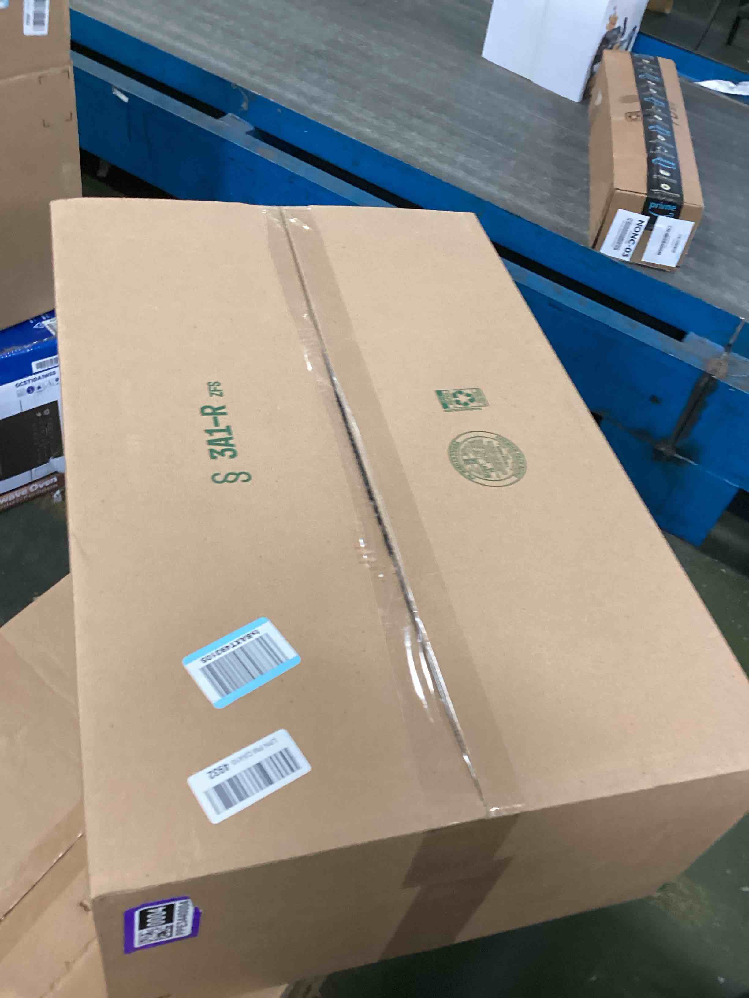 https://s3.amazonaws.com/lotting-images-prod/bidfta/PPE3440004_1748532526055.jpeg