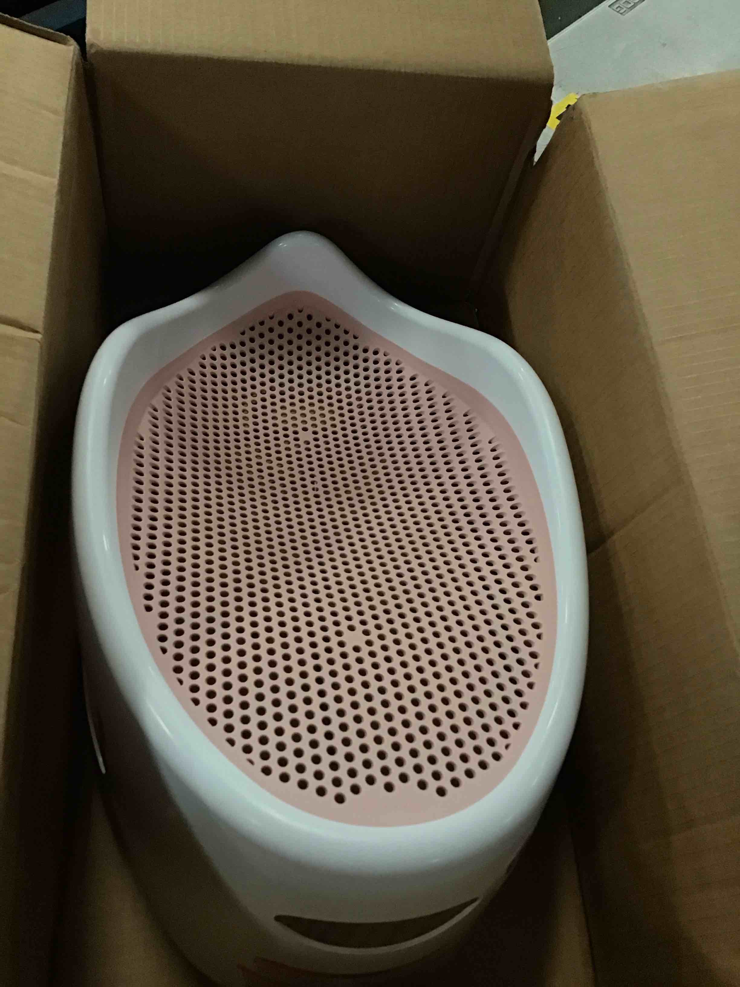 https://s3.amazonaws.com/lotting-images-prod/bidfta/PPE3440657_1749645365769.jpeg