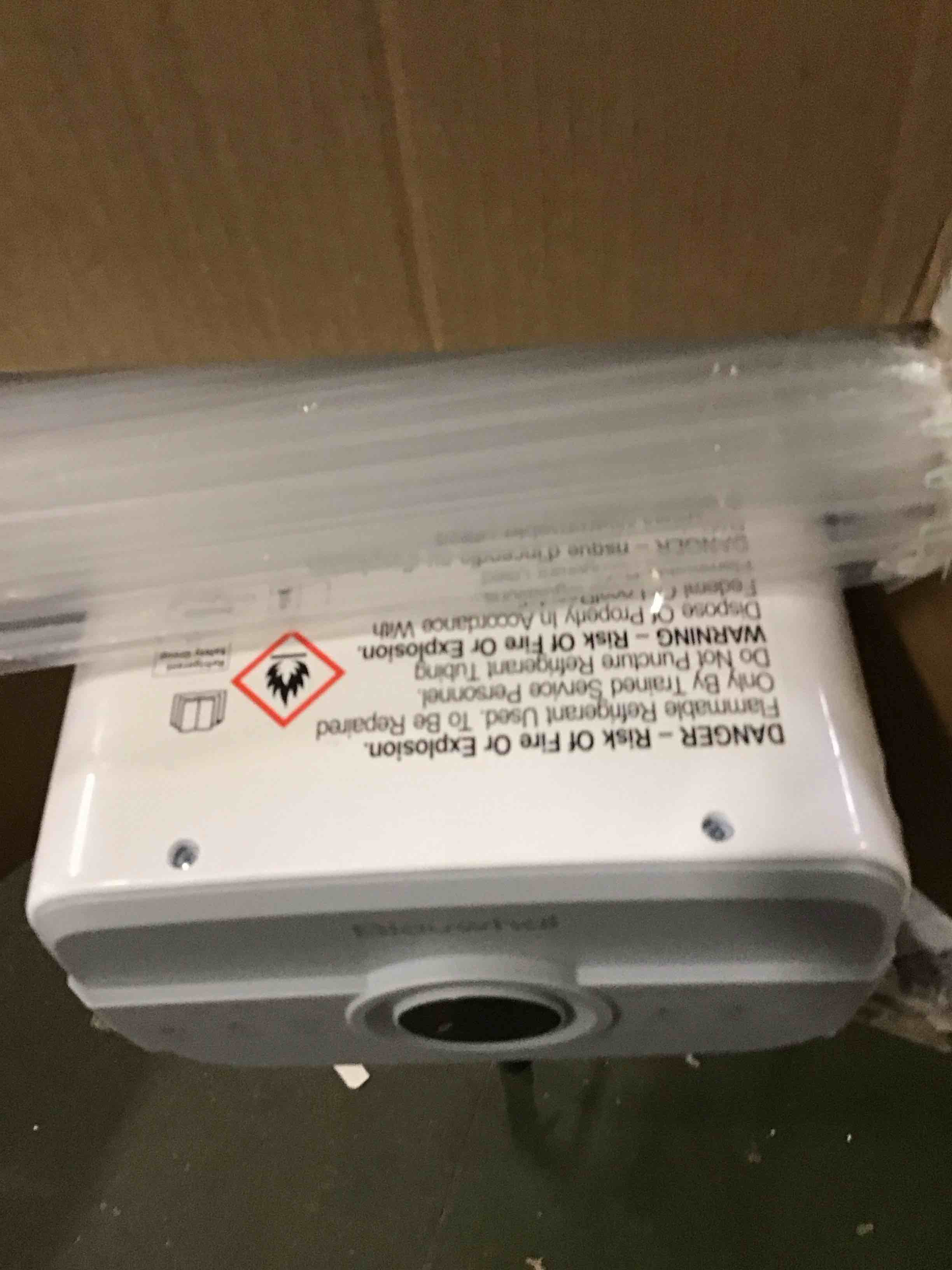 https://s3.amazonaws.com/lotting-images-prod/bidfta/PPE3441310_1749908064707.jpeg