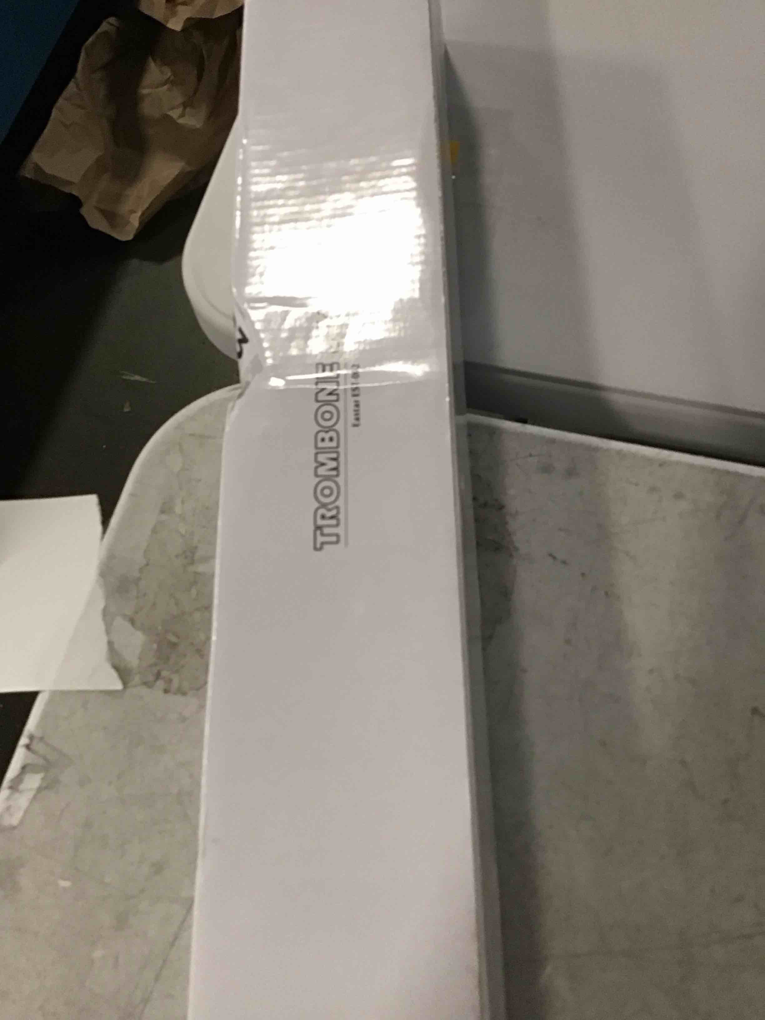 https://s3.amazonaws.com/lotting-images-prod/bidfta/PPE3441375_1749918564240.jpeg