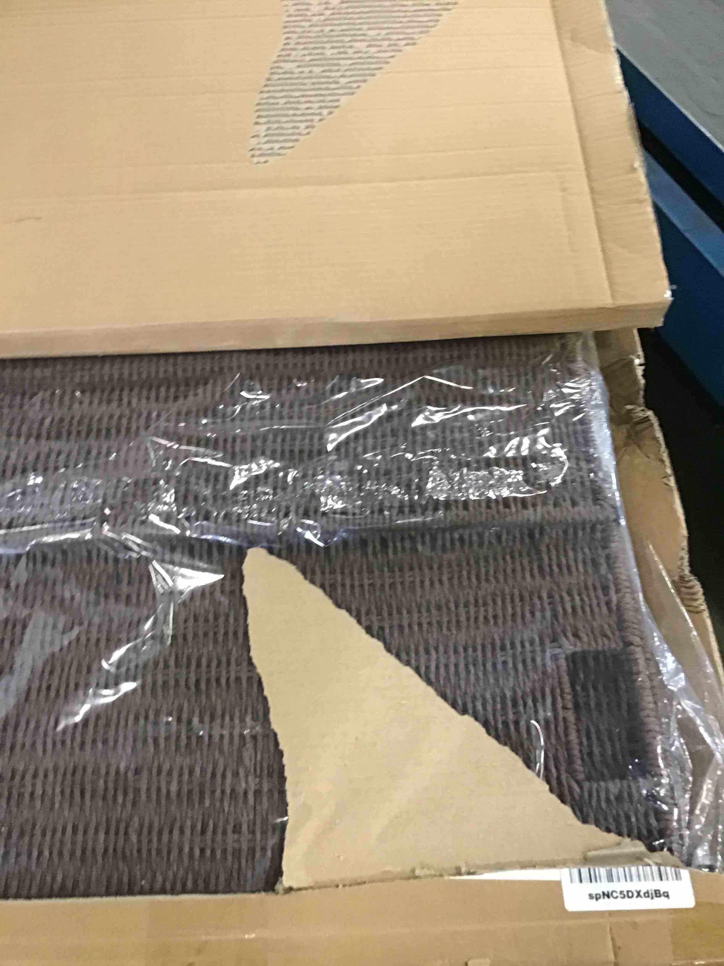 https://s3.amazonaws.com/lotting-images-prod/bidfta/PPE3441425_1749927877892.jpeg