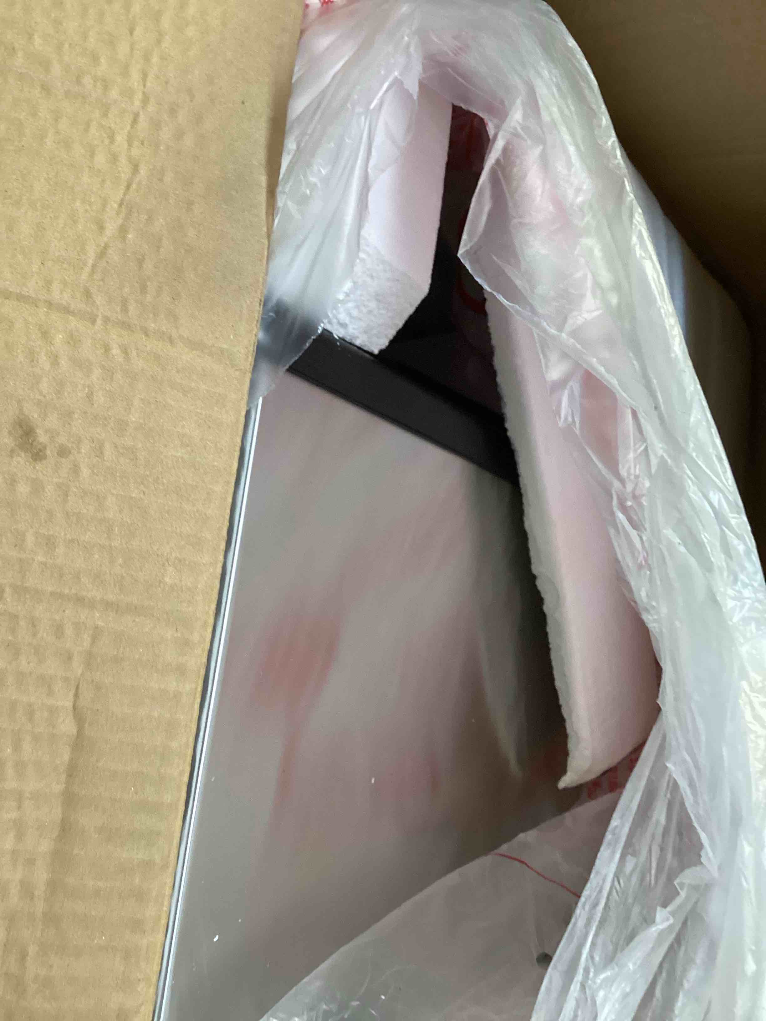 https://s3.amazonaws.com/lotting-images-prod/bidfta/PPE3442987_1749741341971.jpeg