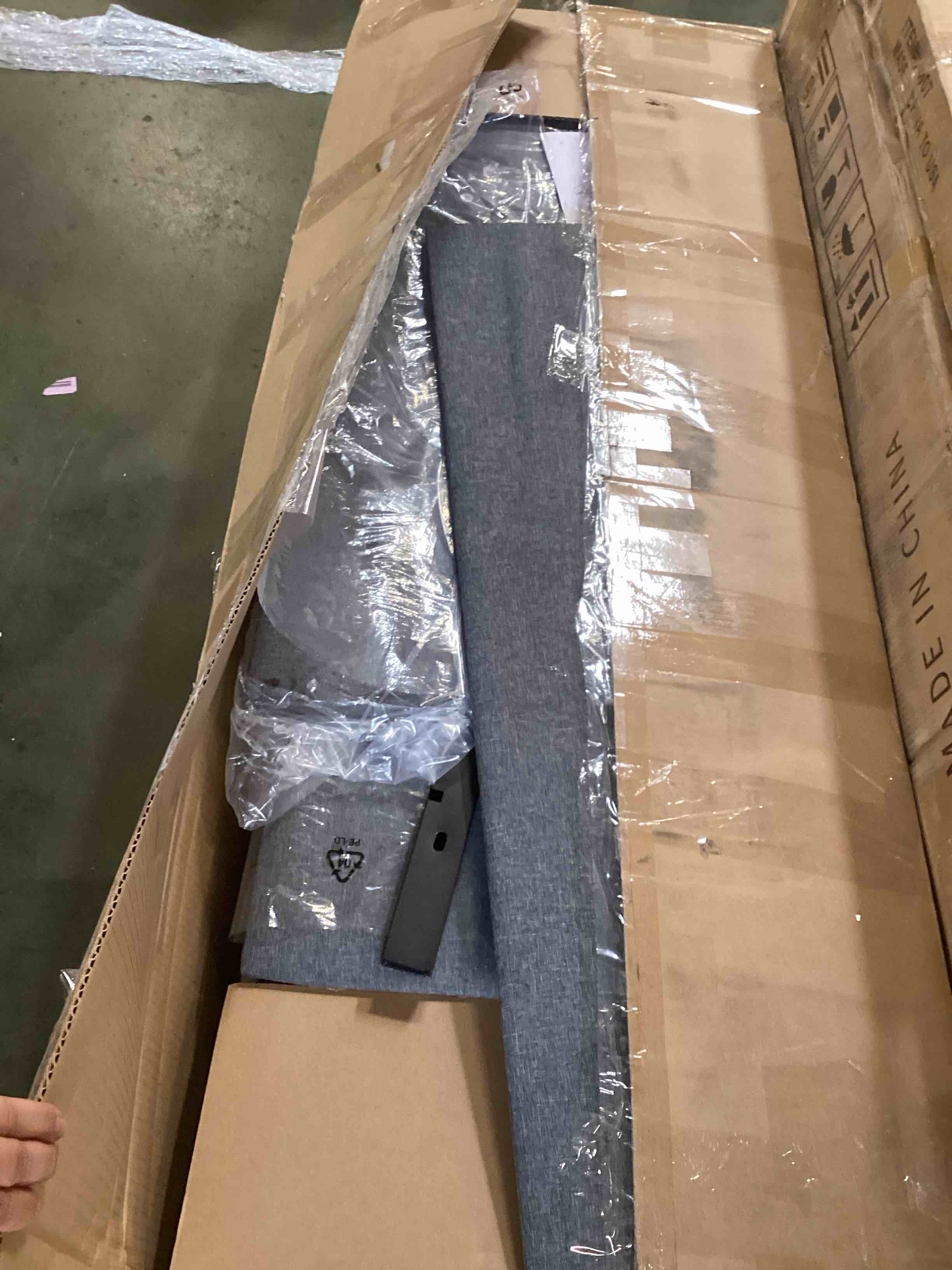 https://s3.amazonaws.com/lotting-images-prod/bidfta/PPE3443034_1749754650854.jpeg