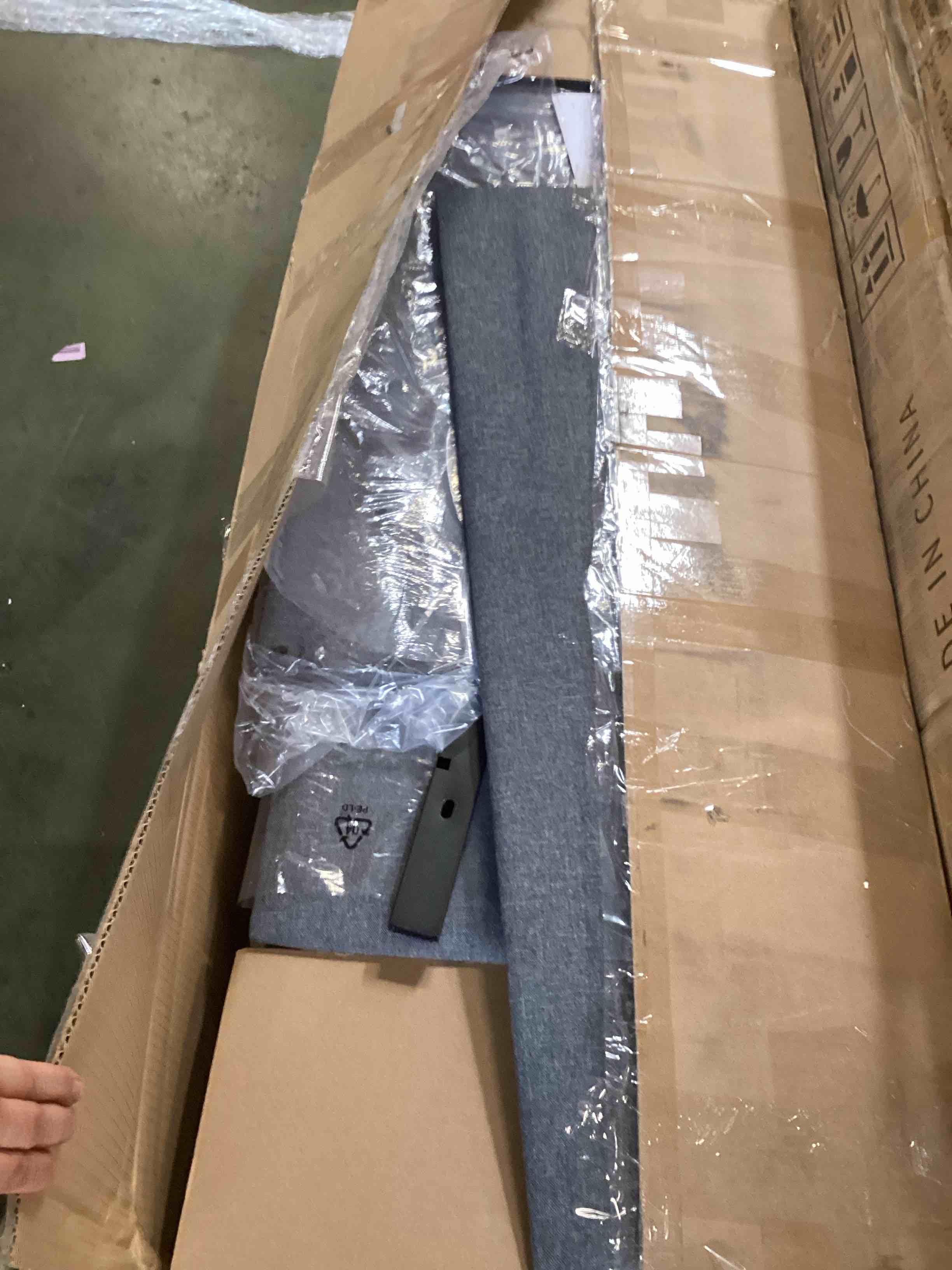 https://s3.amazonaws.com/lotting-images-prod/bidfta/PPE3443034_1749754651815.jpeg