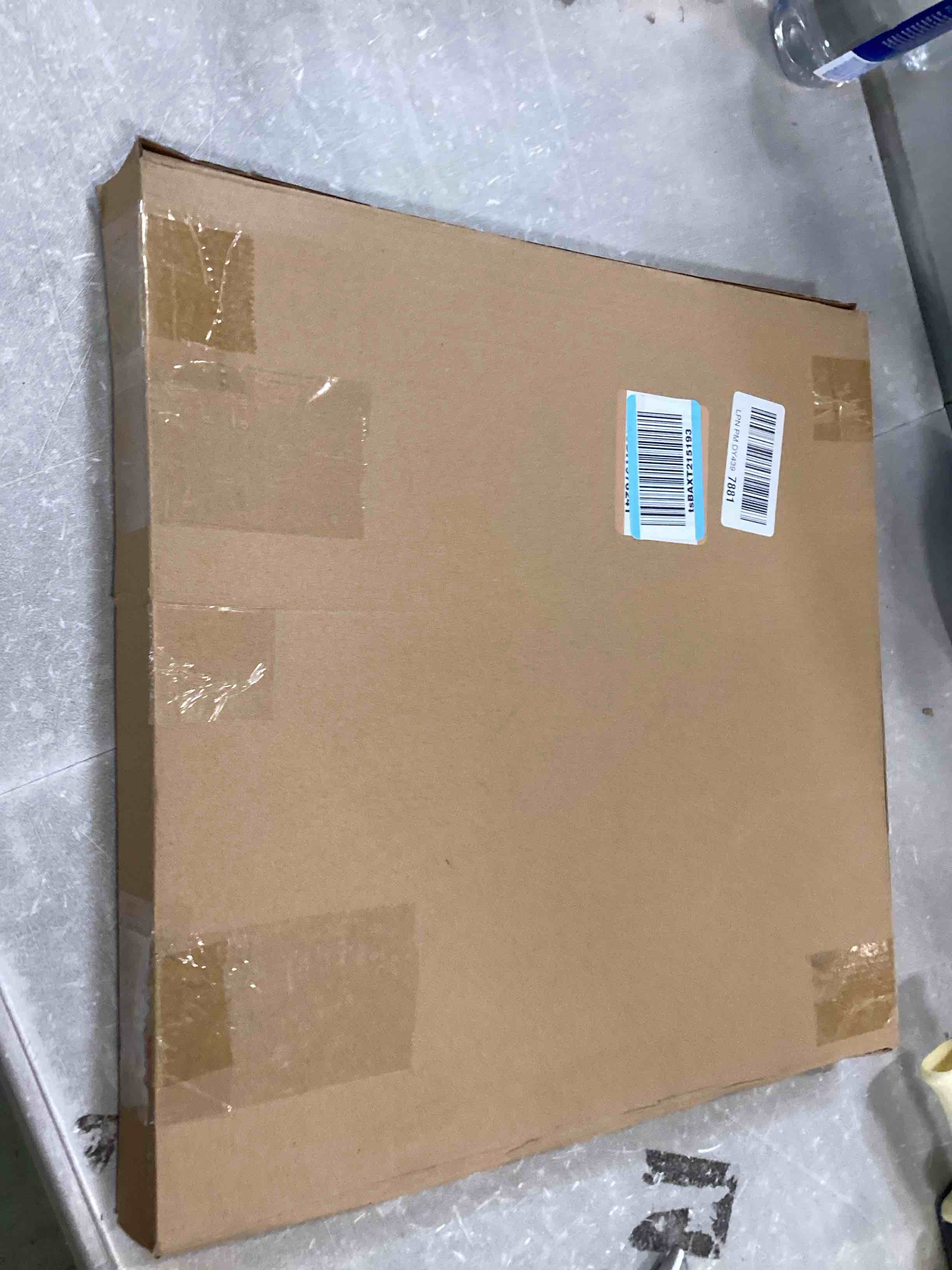 https://s3.amazonaws.com/lotting-images-prod/bidfta/PPE3443183_1749829965501.jpeg