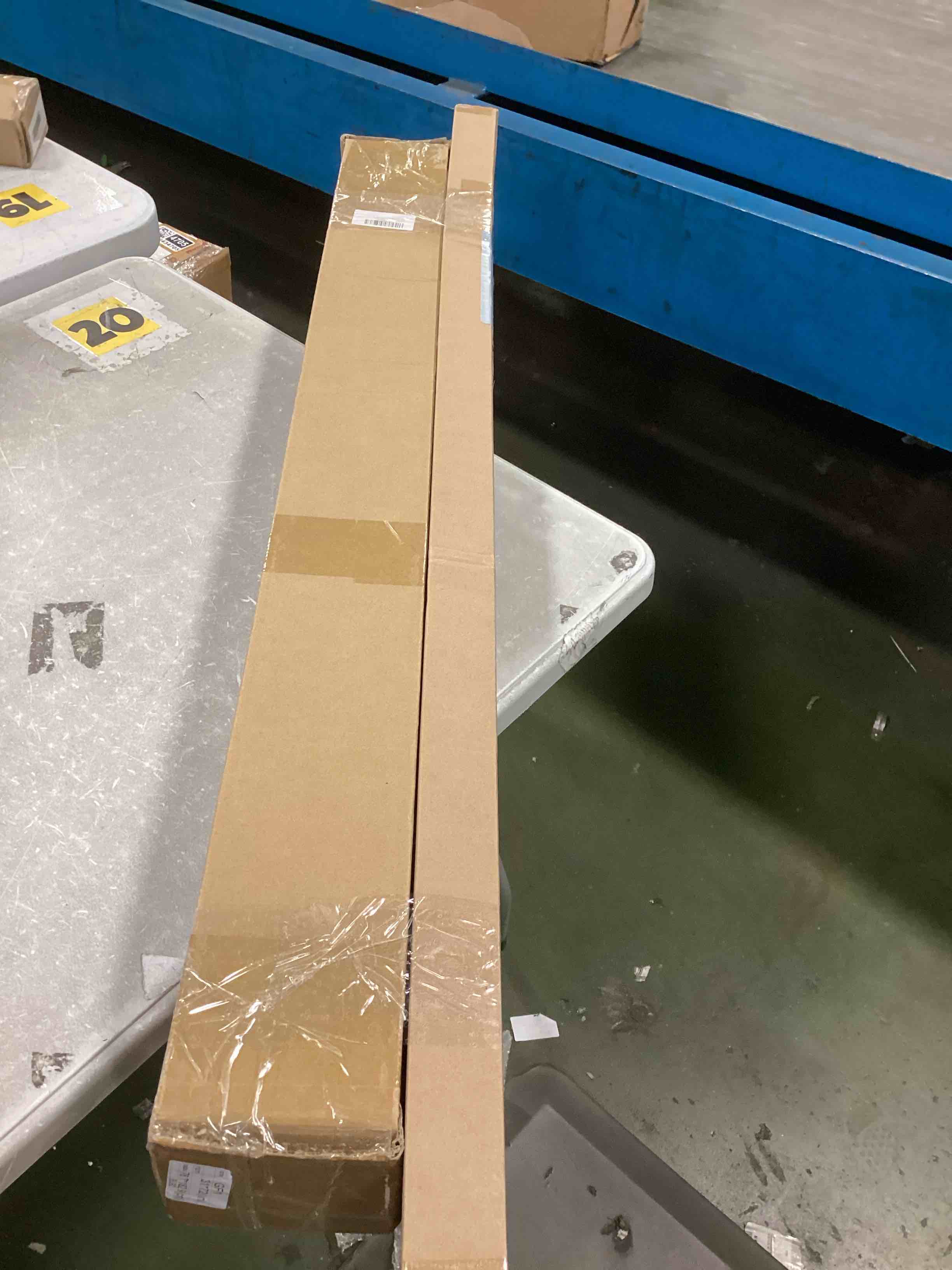 https://s3.amazonaws.com/lotting-images-prod/bidfta/PPE3443253_1749842586028.jpeg