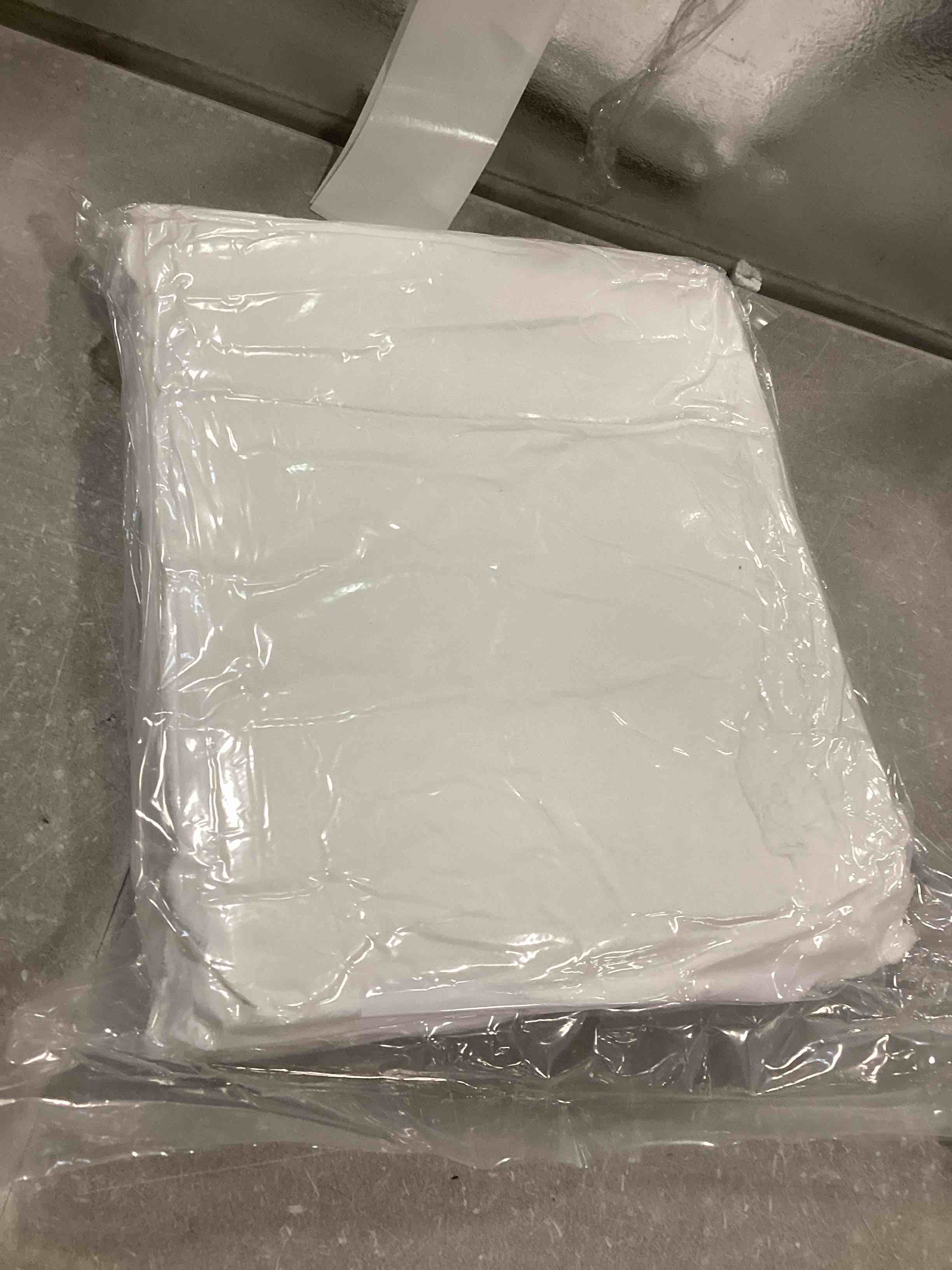 https://s3.amazonaws.com/lotting-images-prod/bidfta/PPE3443275_1749843832276.jpeg