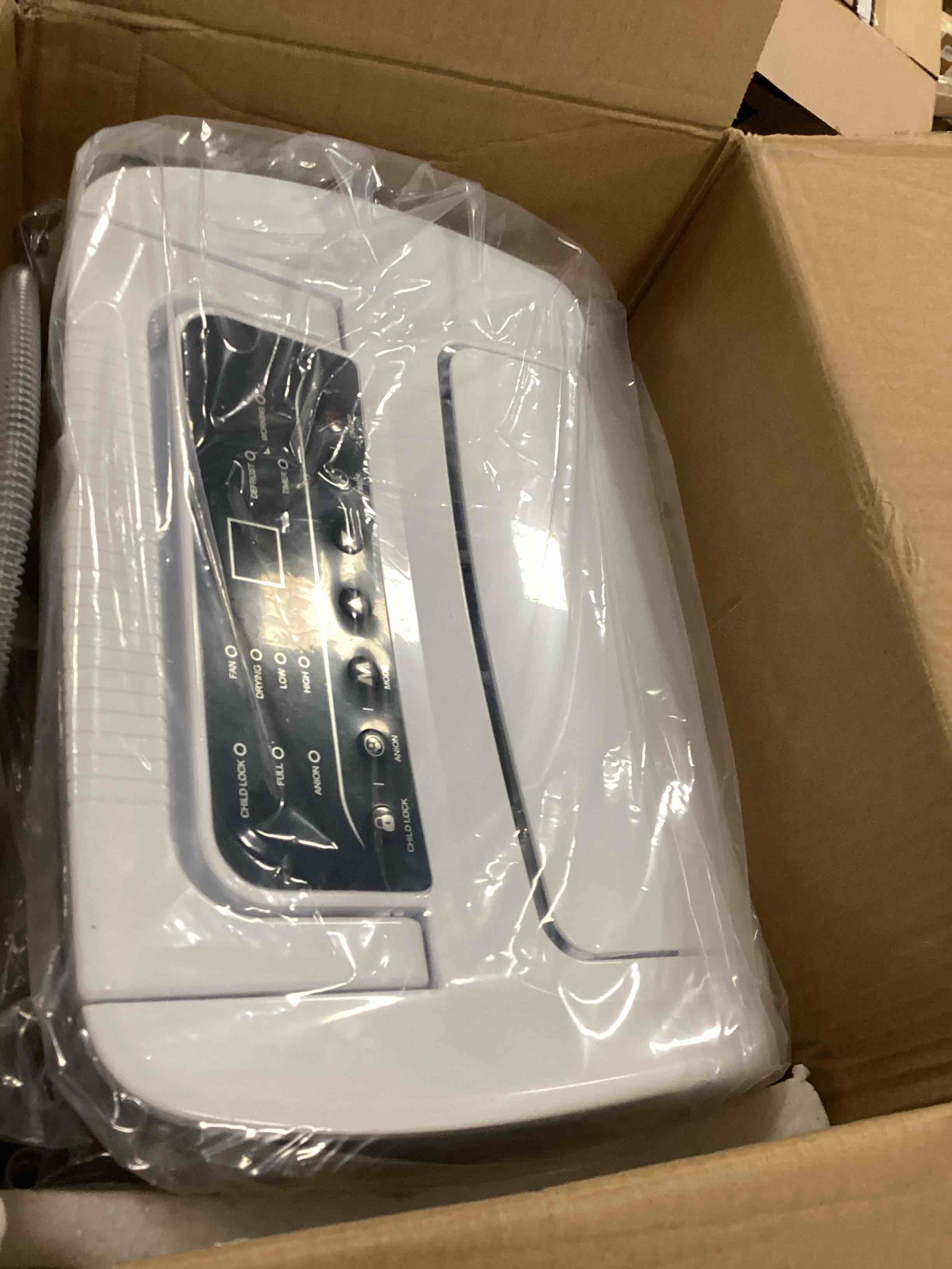 https://s3.amazonaws.com/lotting-images-prod/bidfta/PPE3443540_1750162690730.jpeg