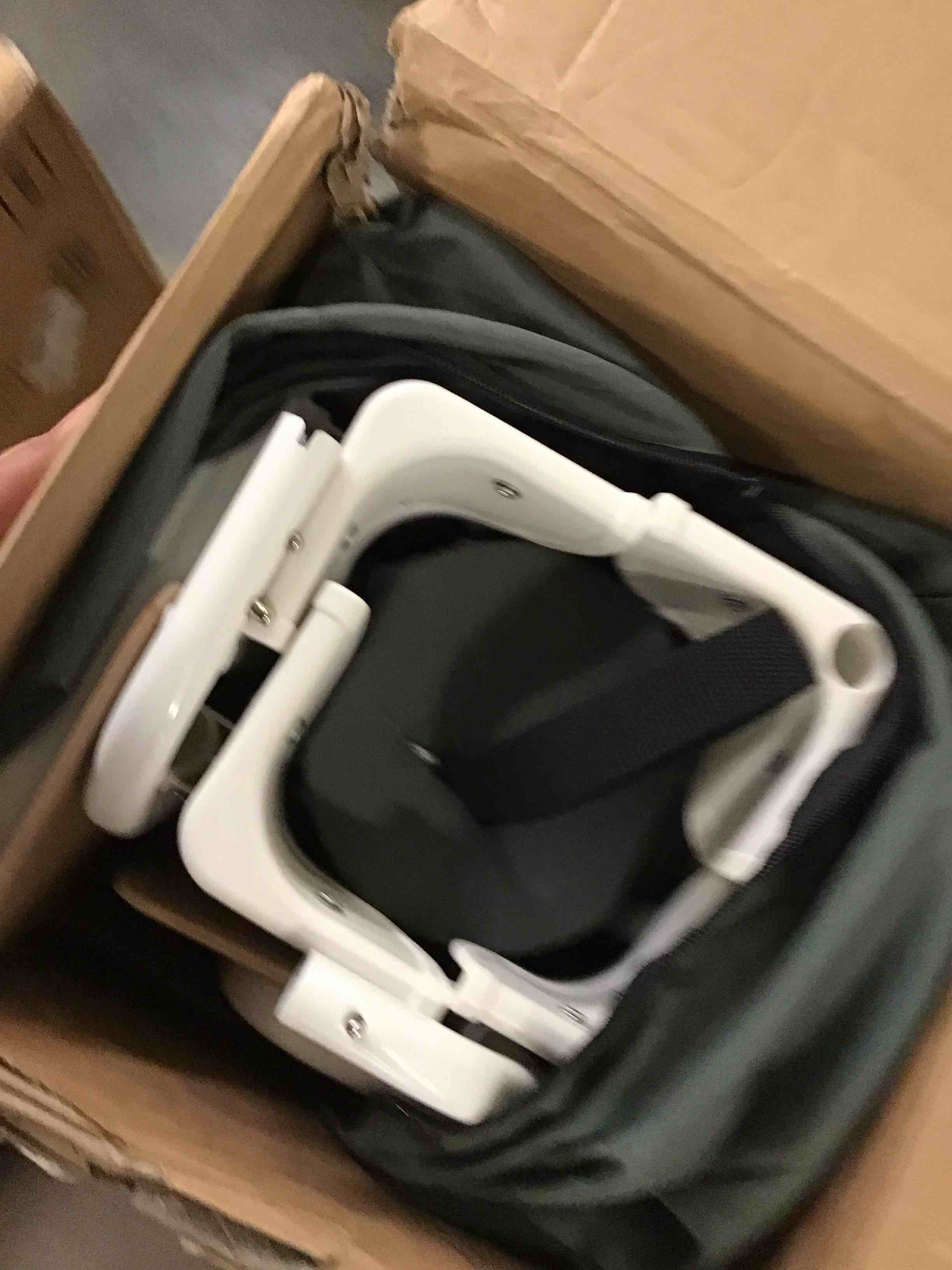 https://s3.amazonaws.com/lotting-images-prod/bidfta/PPE3444006_1750335164301.jpeg