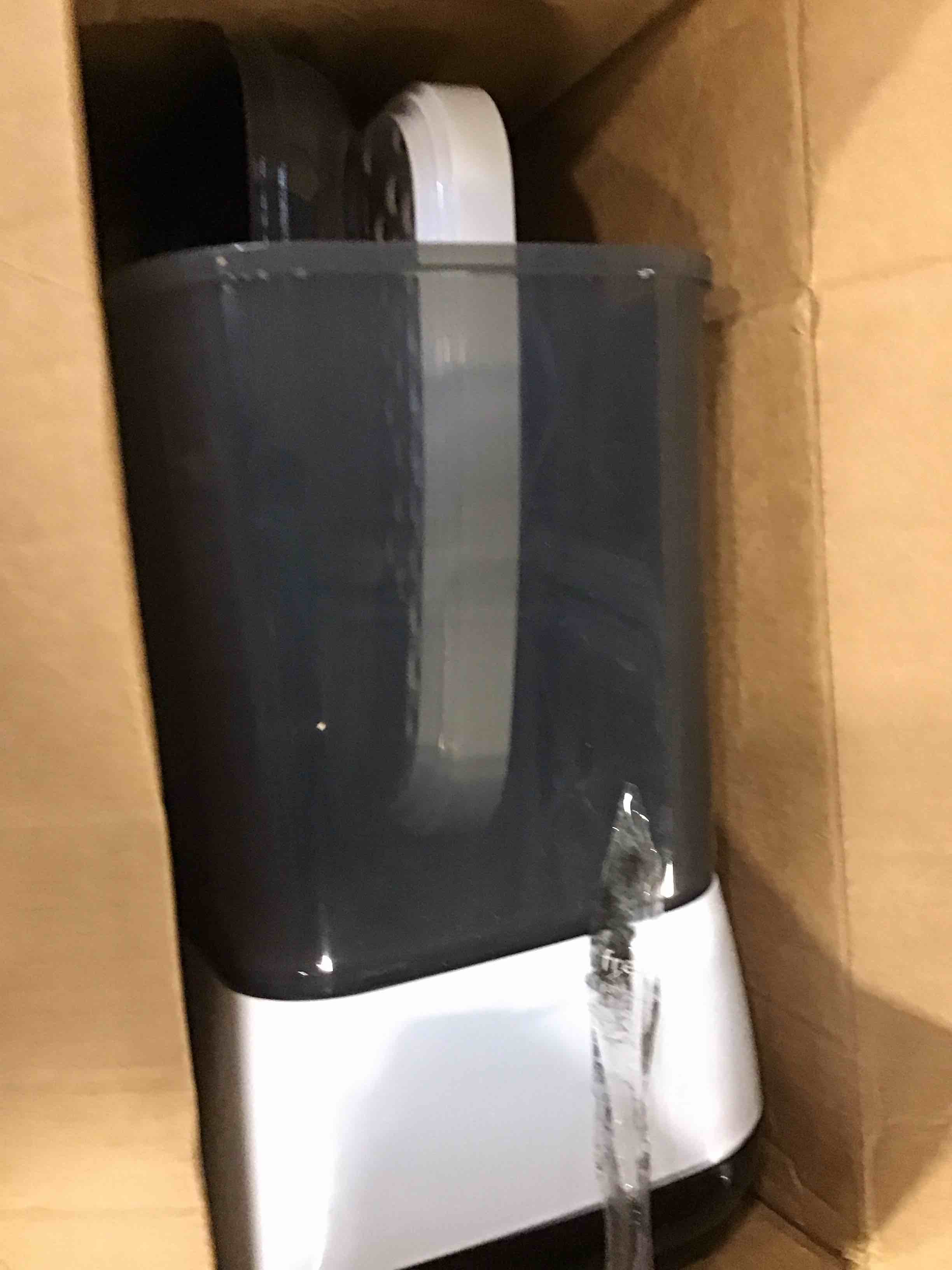 https://s3.amazonaws.com/lotting-images-prod/bidfta/PPE3444080_1750341326878.jpeg