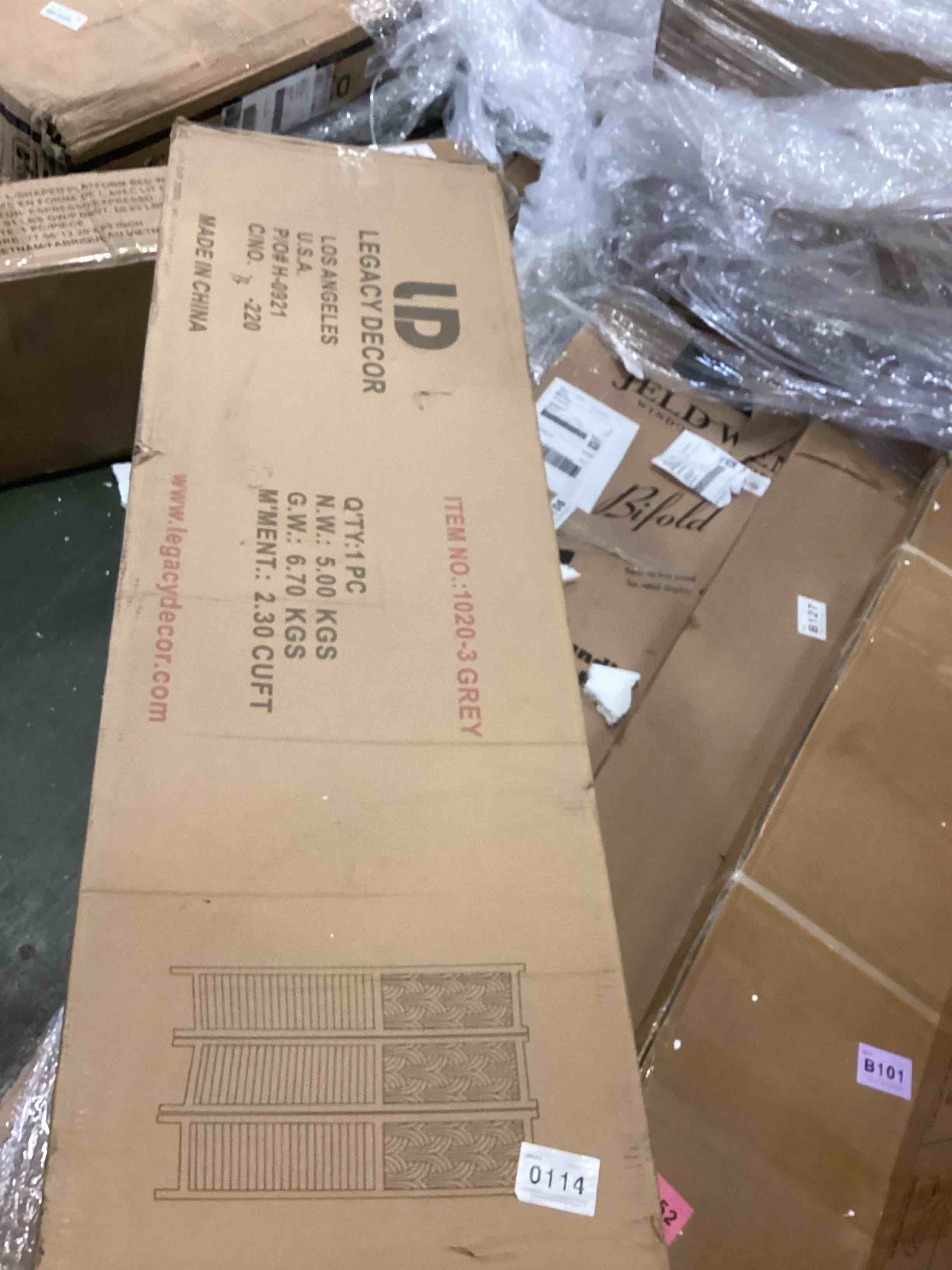 https://s3.amazonaws.com/lotting-images-prod/bidfta/PPE3445574_1750359070752.jpeg