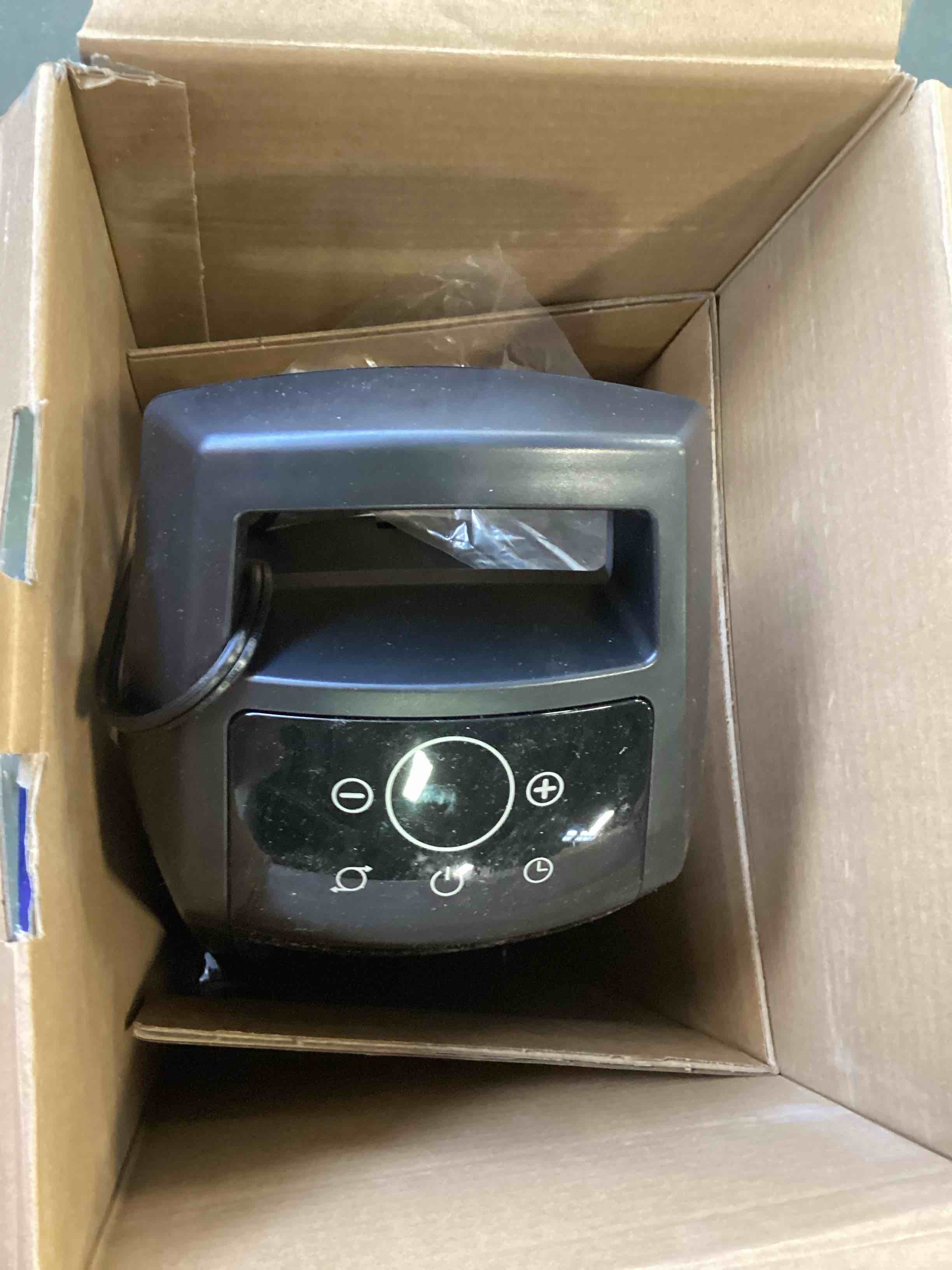 https://s3.amazonaws.com/lotting-images-prod/bidfta/PPE3445602_1750421531214.jpeg