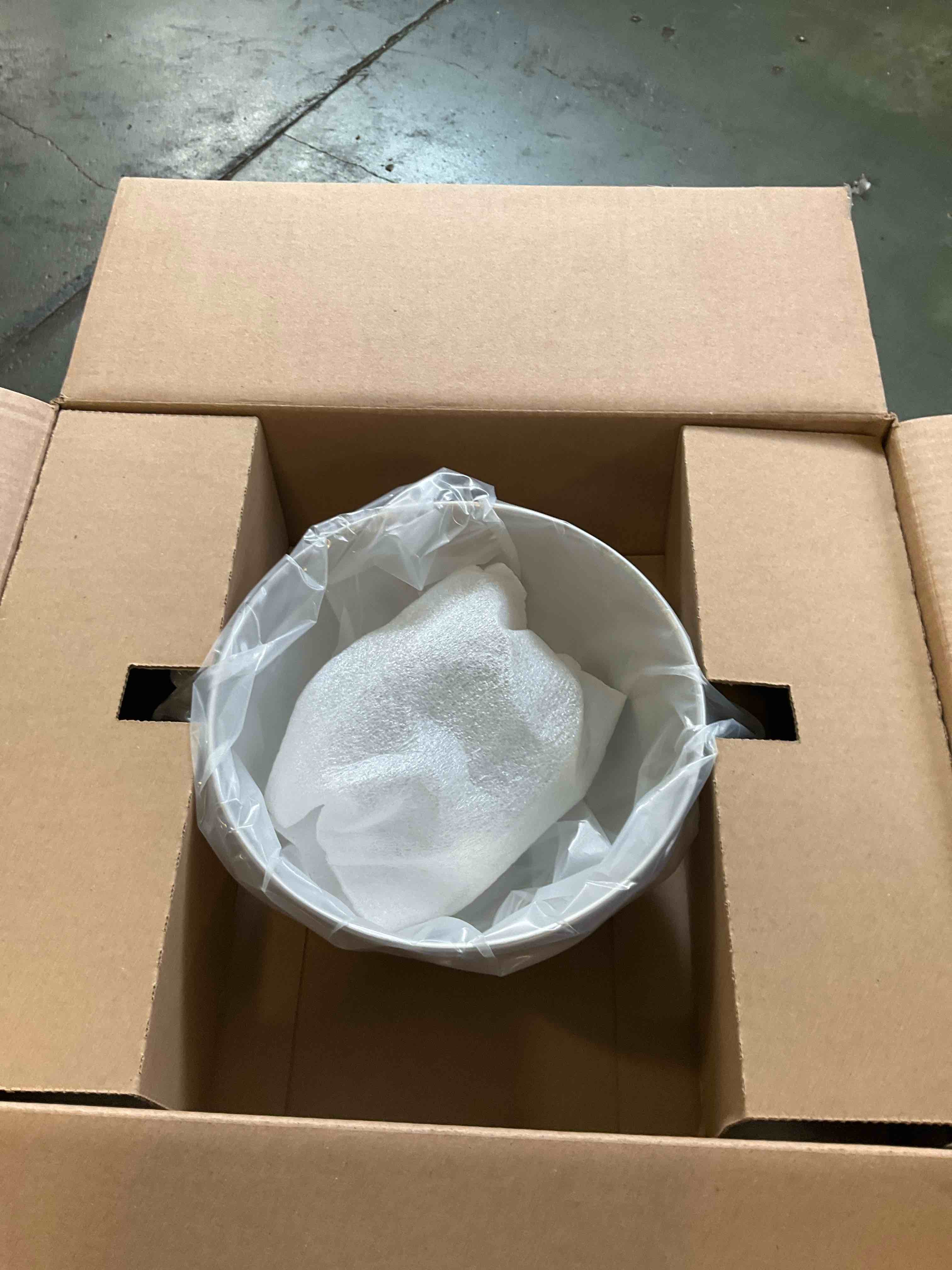 https://s3.amazonaws.com/lotting-images-prod/bidfta/PPE3445633_1750421616148.jpeg